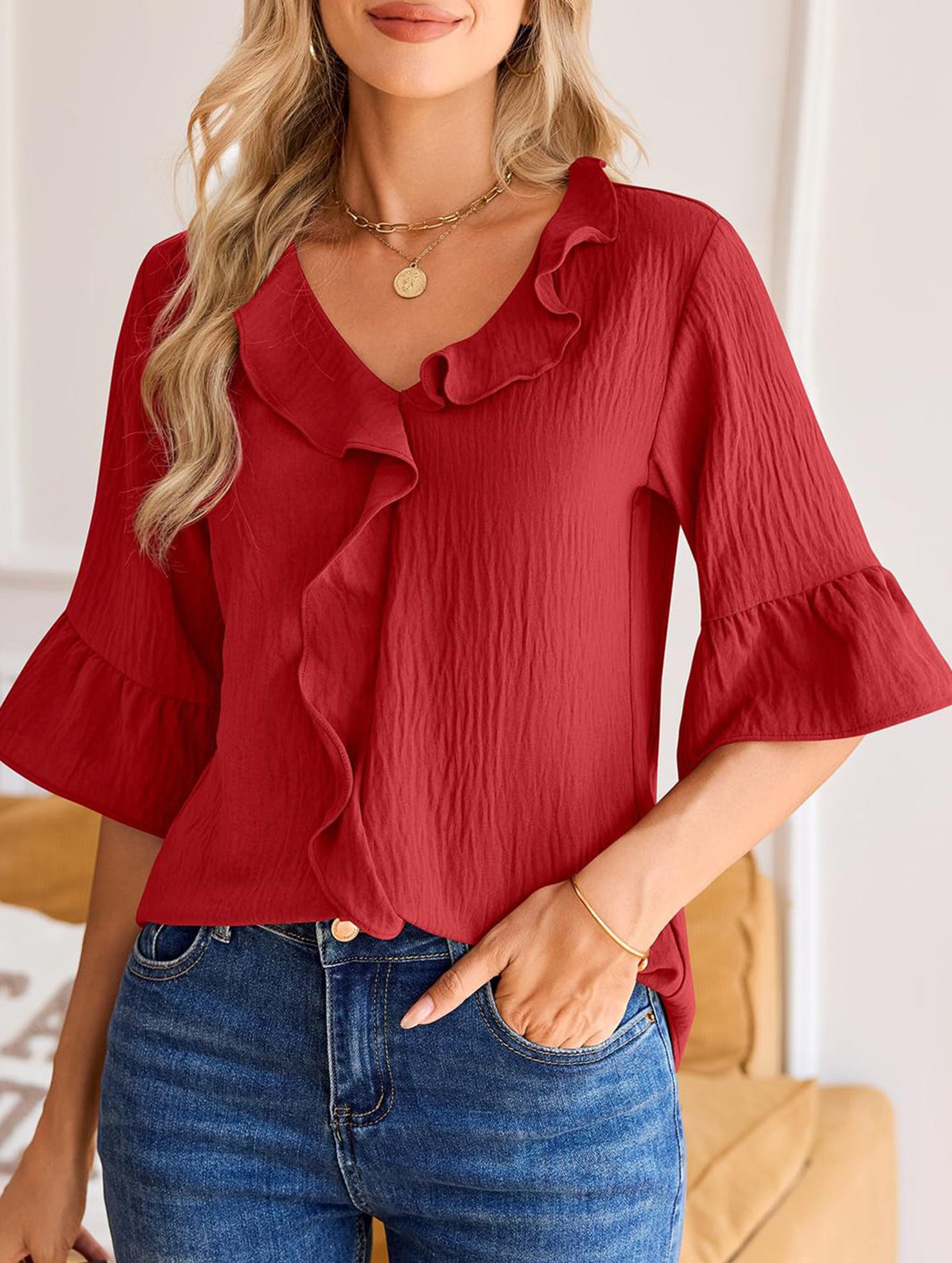 Ruffle 3/4 Sleeve Lantern Neck Casual Top_CWTBLS02559