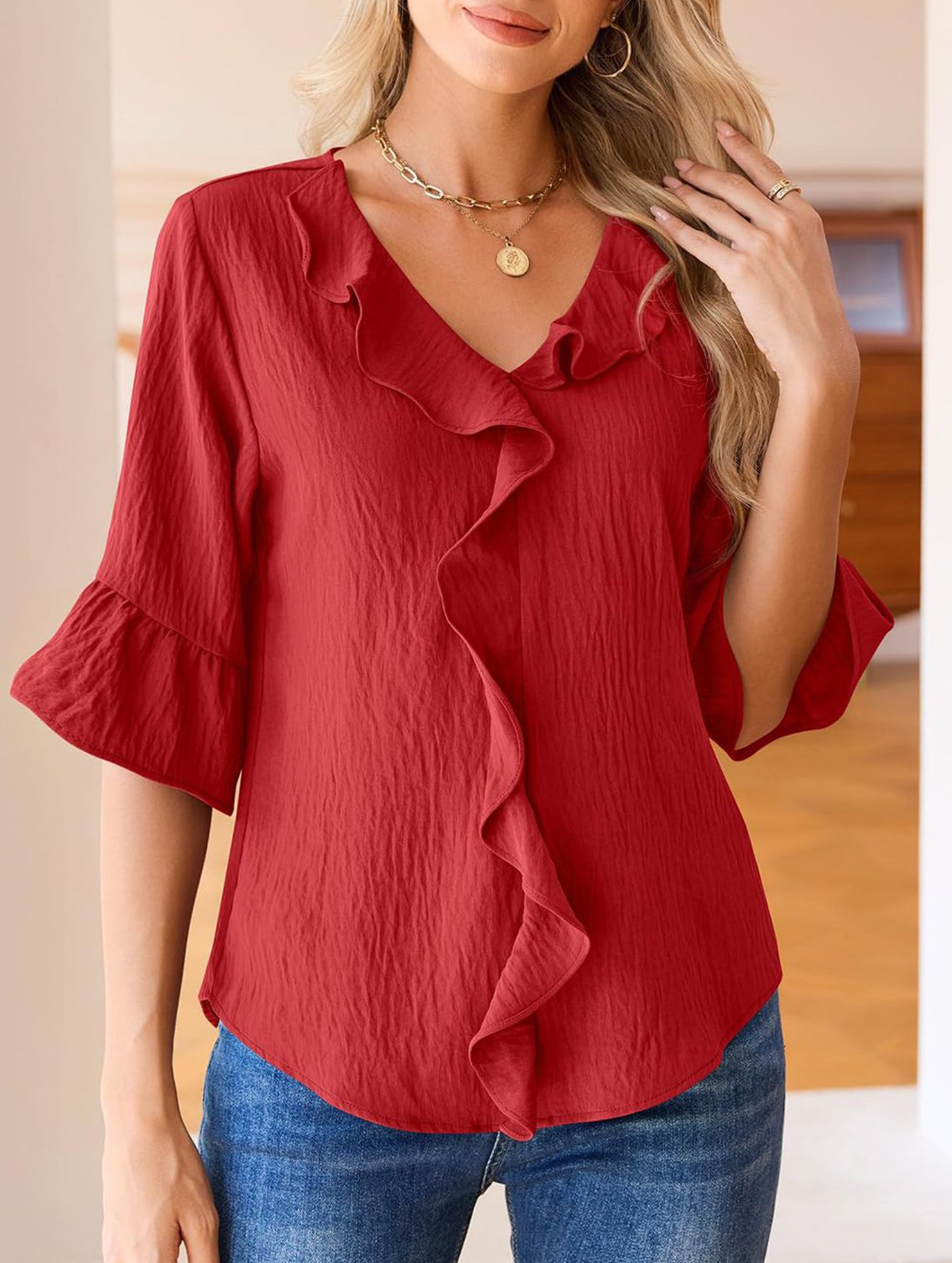 Ruffle 3/4 Sleeve Lantern Neck Casual Top_CWTBLS02559