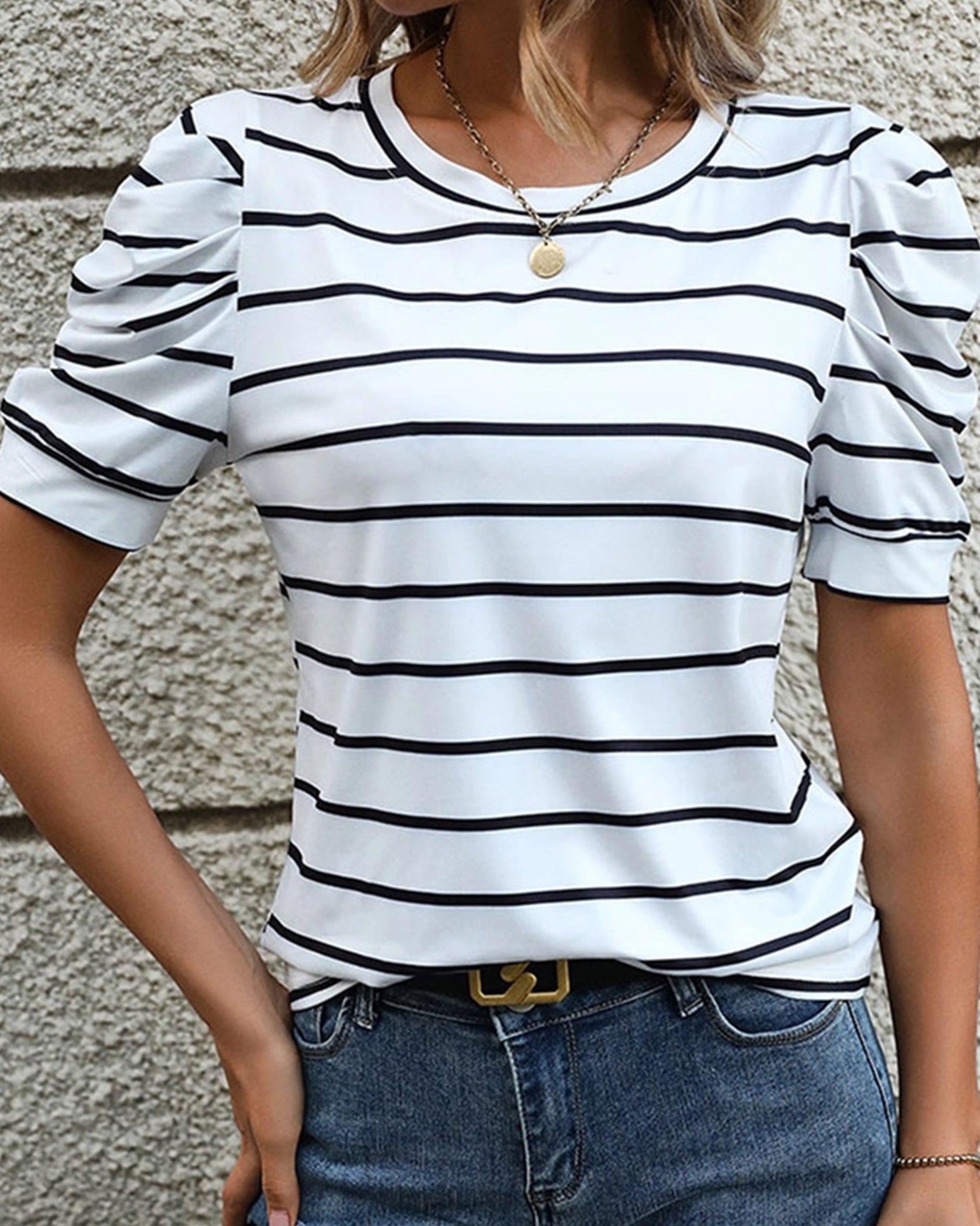 CASUAL LAMB LEG SLEEVE STRIPED CREWNECK T-SHIRT