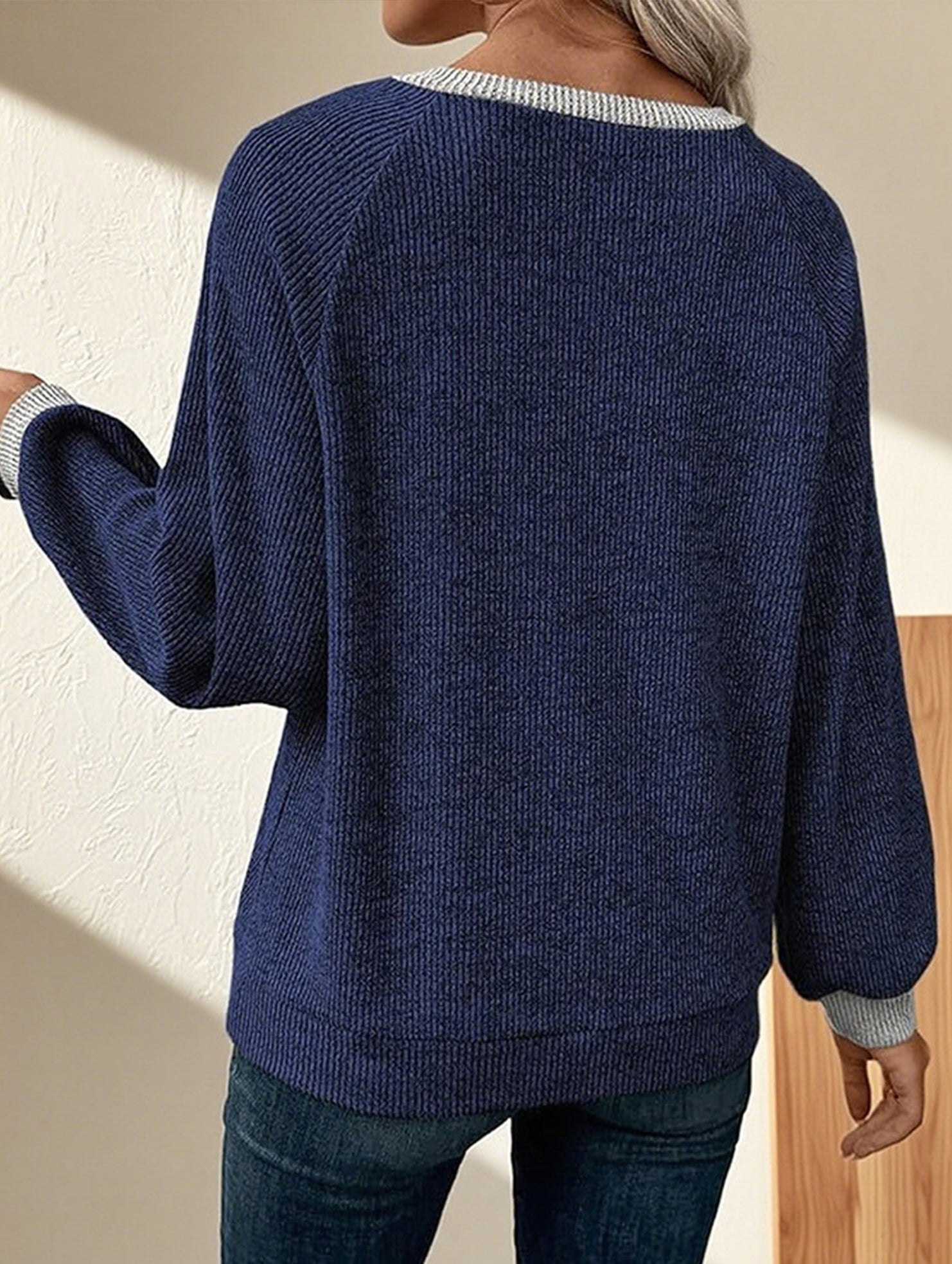 Color-blocked casual loose knit top for women_CWTSTL01256