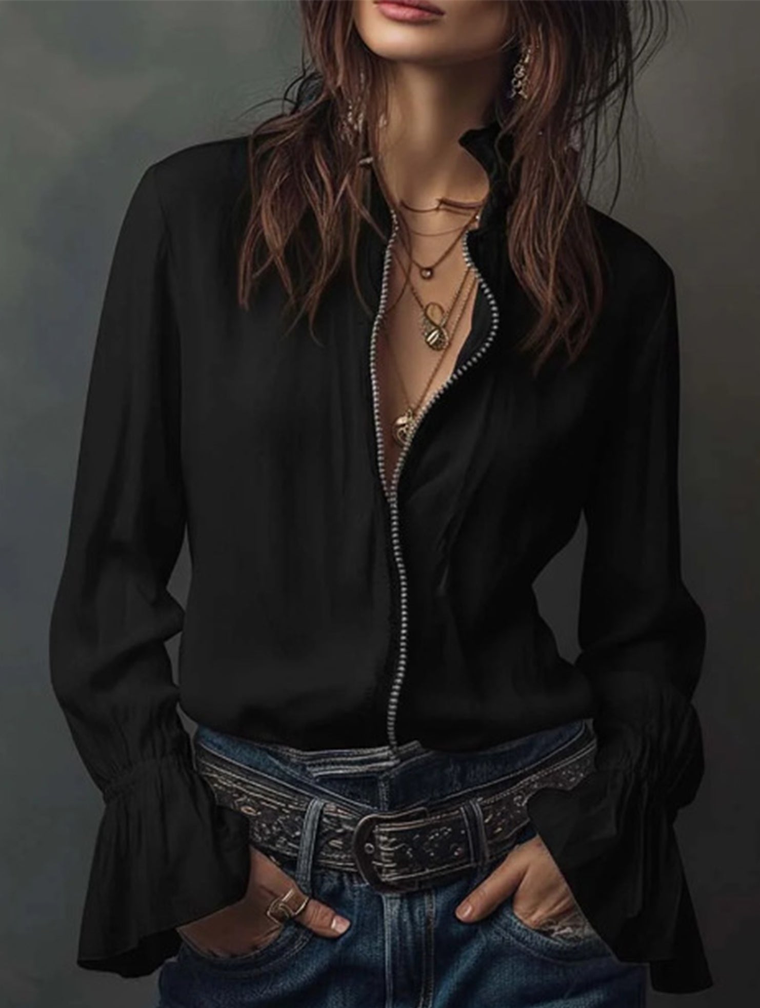 Loose-fitting round neck versatile top for women