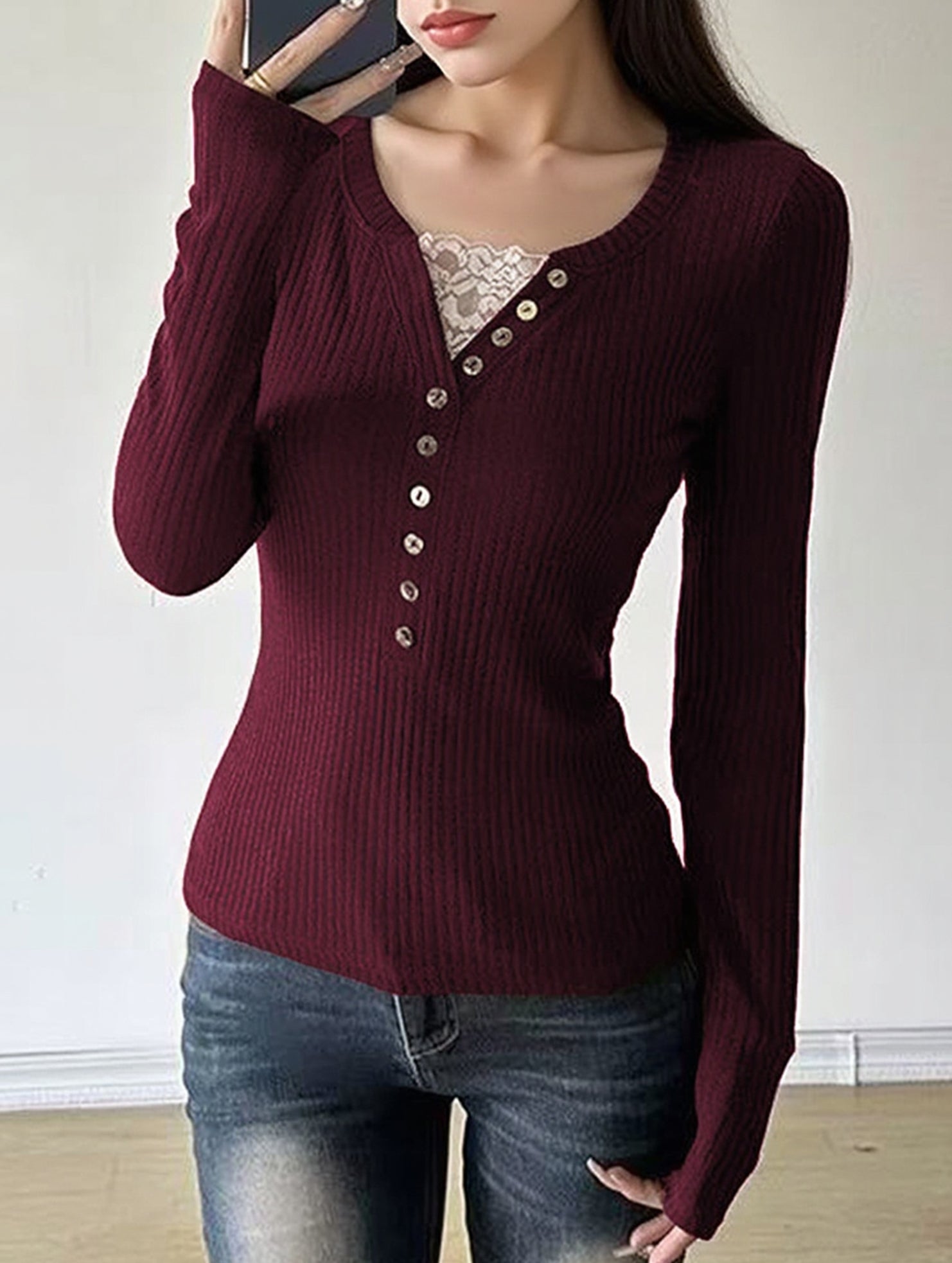 Retro lace trim slim-fit base layer for women_CWTSTL01351