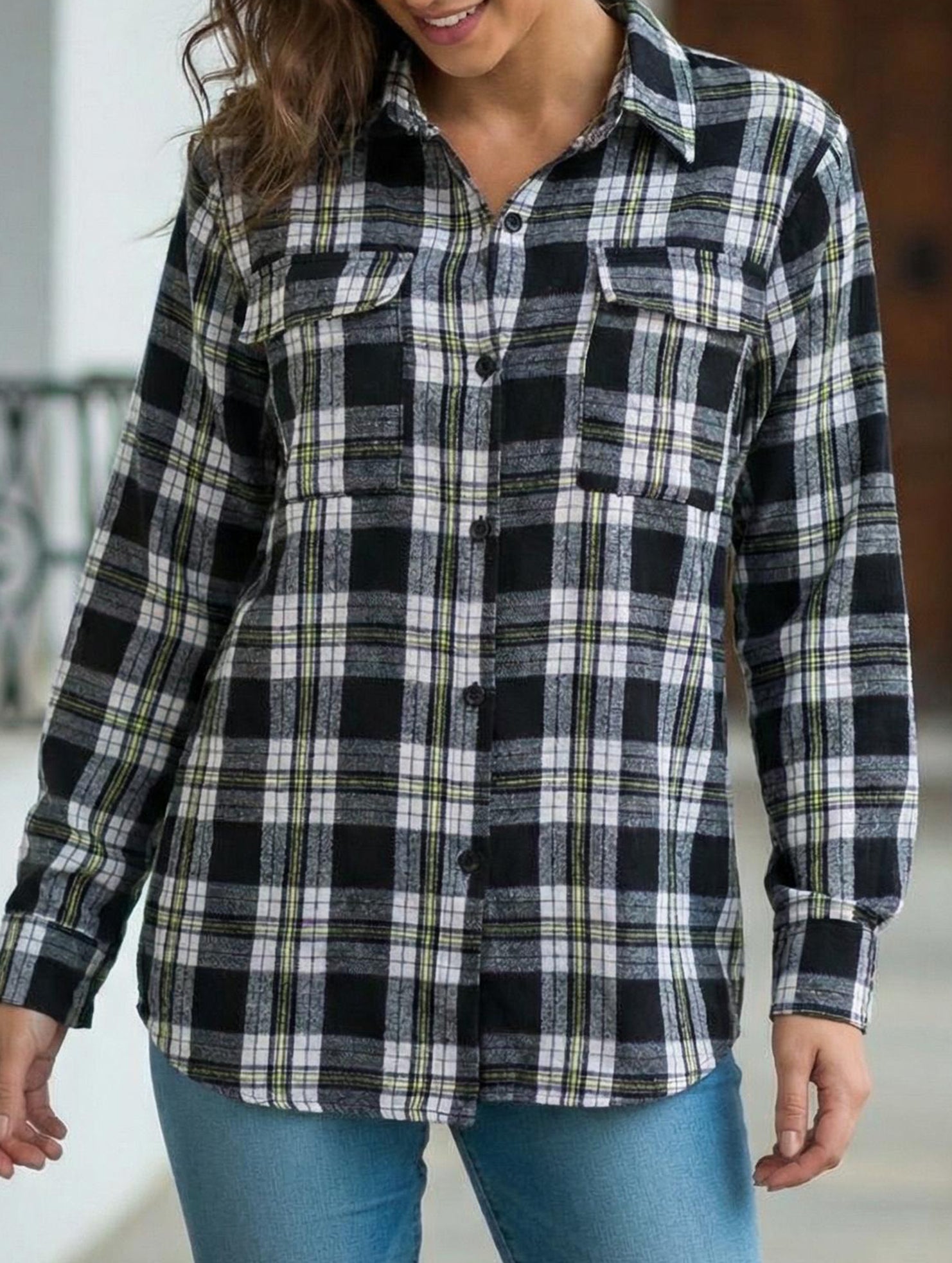 Plaid brushed loose-fitting shirt for women_CWTSTL01356