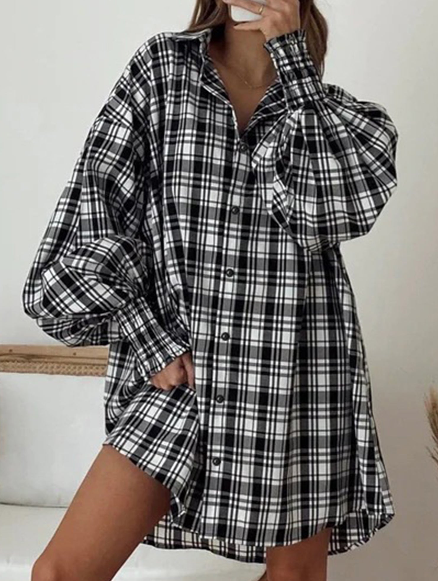 Fashionable plaid lantern sleeve shirt for women_CWTSTL01394