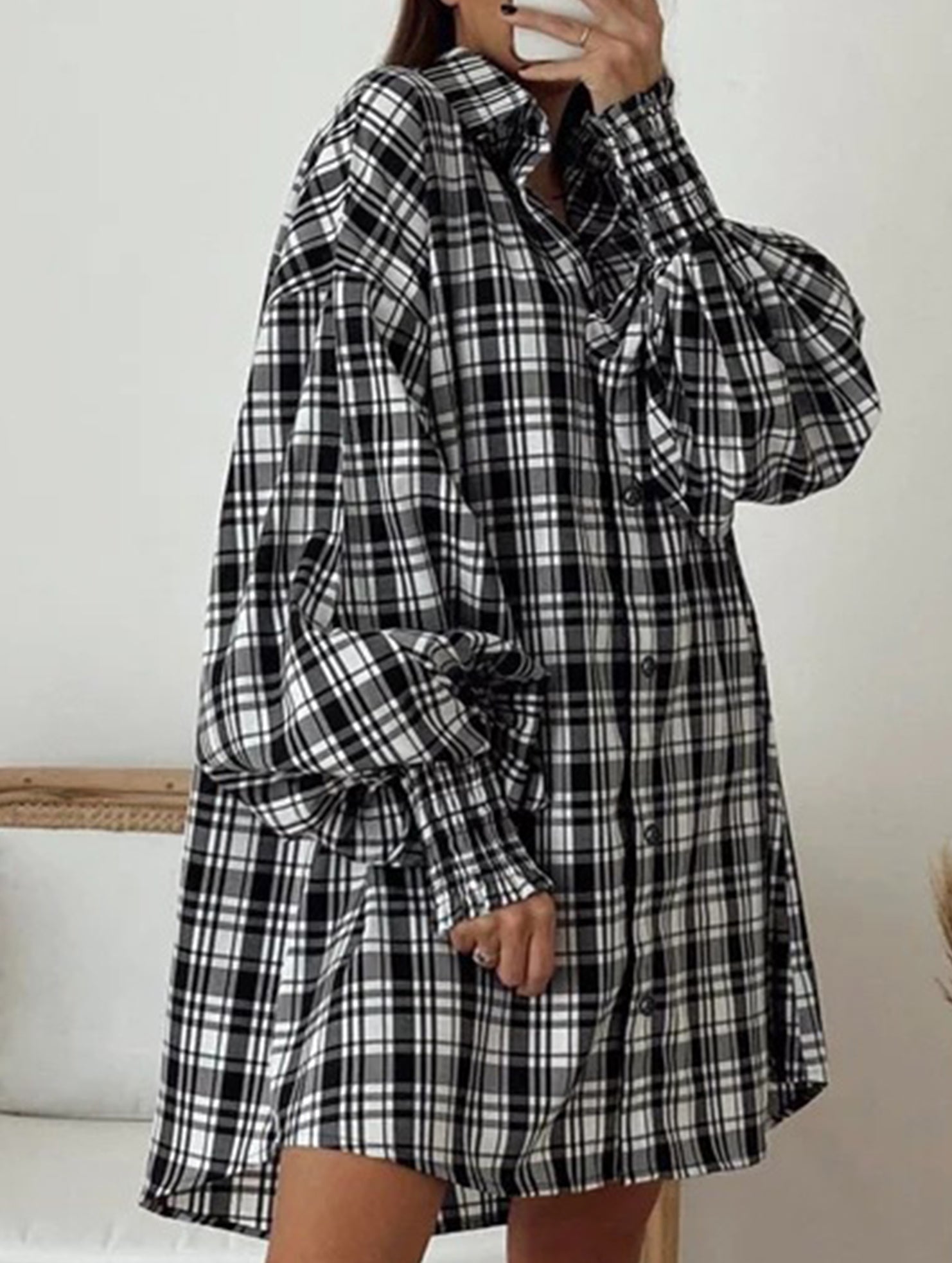 Fashionable plaid lantern sleeve shirt for women_CWTSTL01394