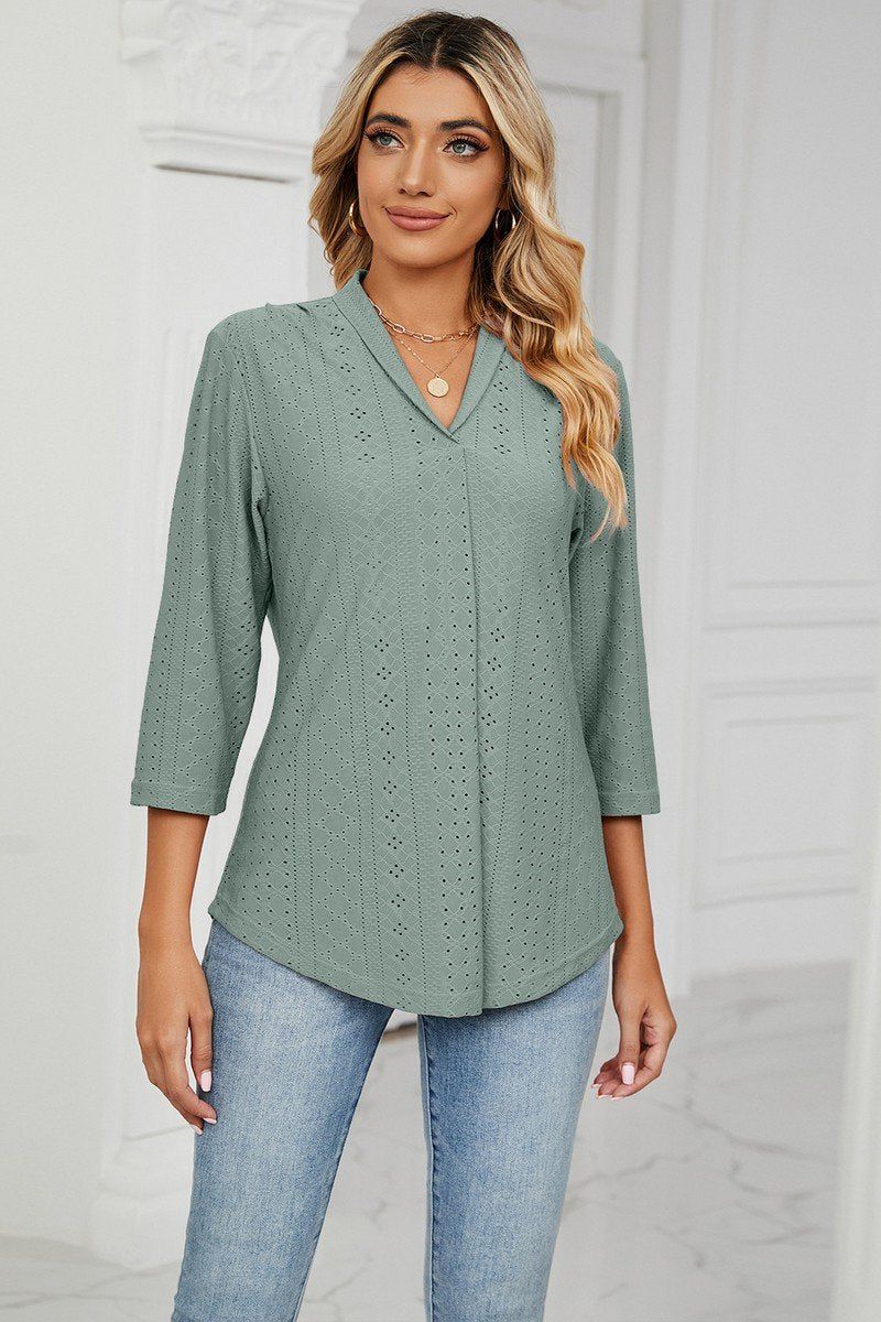 Women Eyelet Collared 3/4 Sleeved Blouse Top_Cwtstl0357