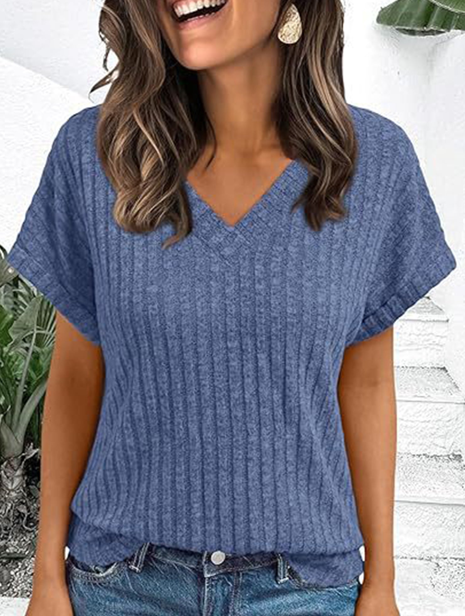 Solid color V-neck casual versatile women's top