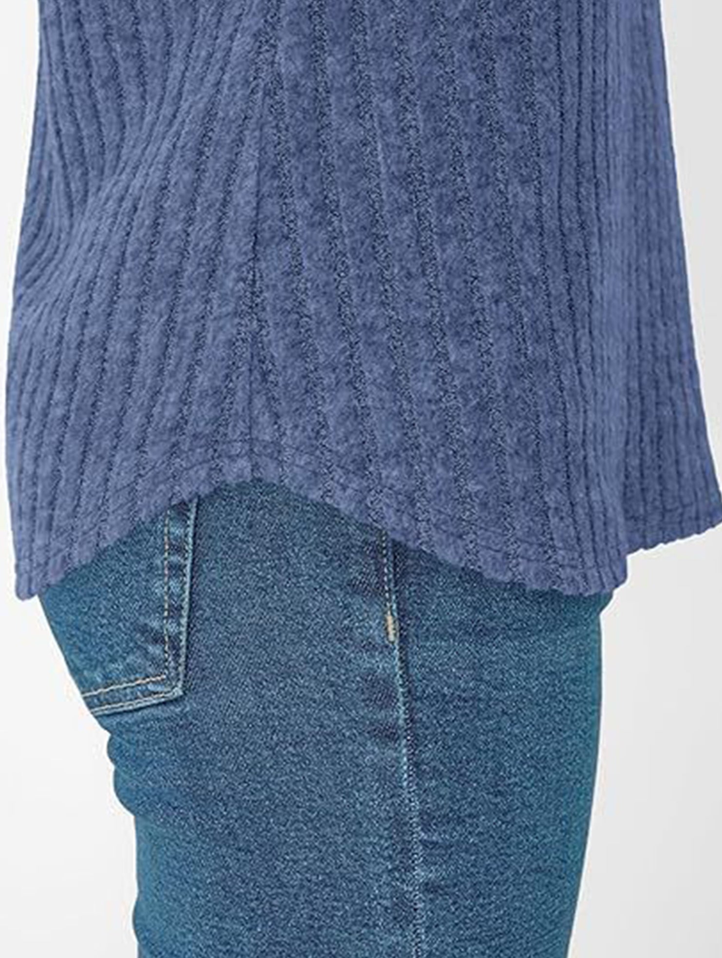 Solid color V-neck casual versatile women's top