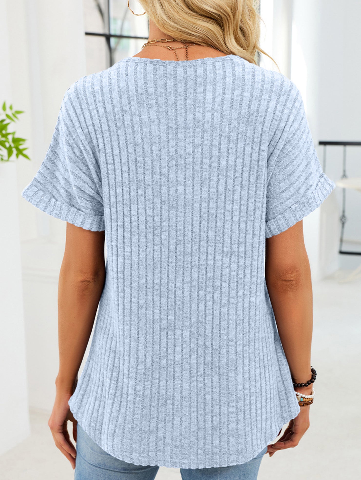 V-neck button-down loose ribbed short-sleeved T-shirt