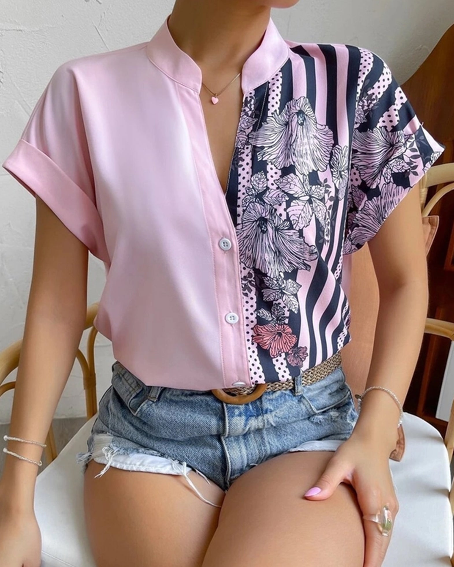 DOUBLE COLOR FLORAL BUTTON-UP SHIRT_CWTSTS0417