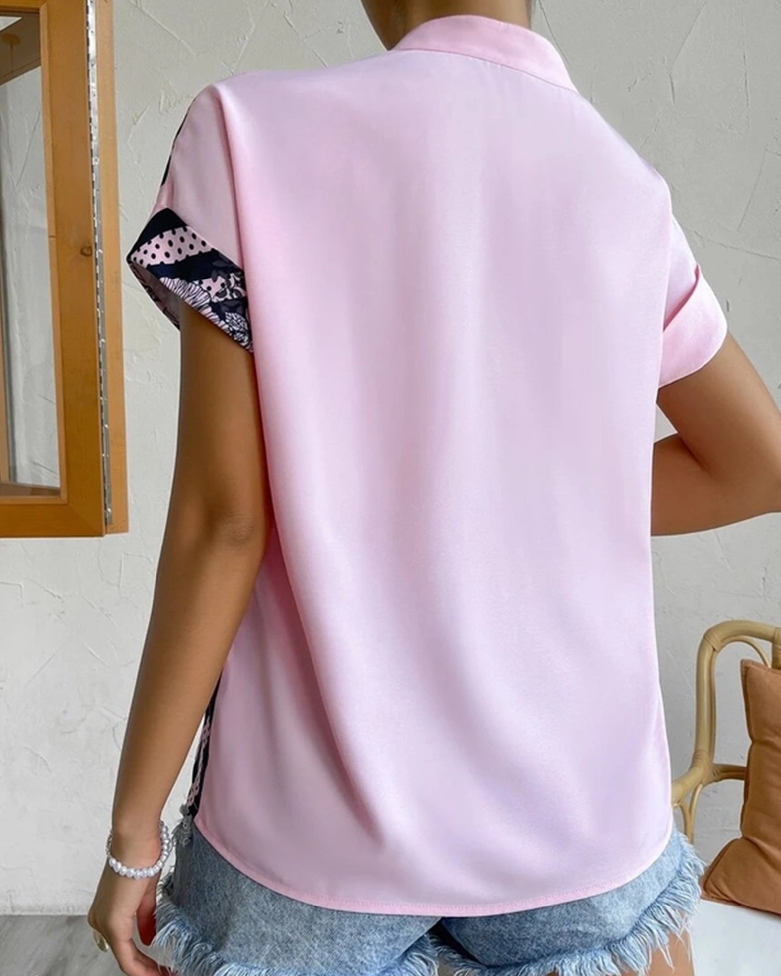 DOUBLE COLOR FLORAL BUTTON-UP SHIRT_CWTSTS0417
