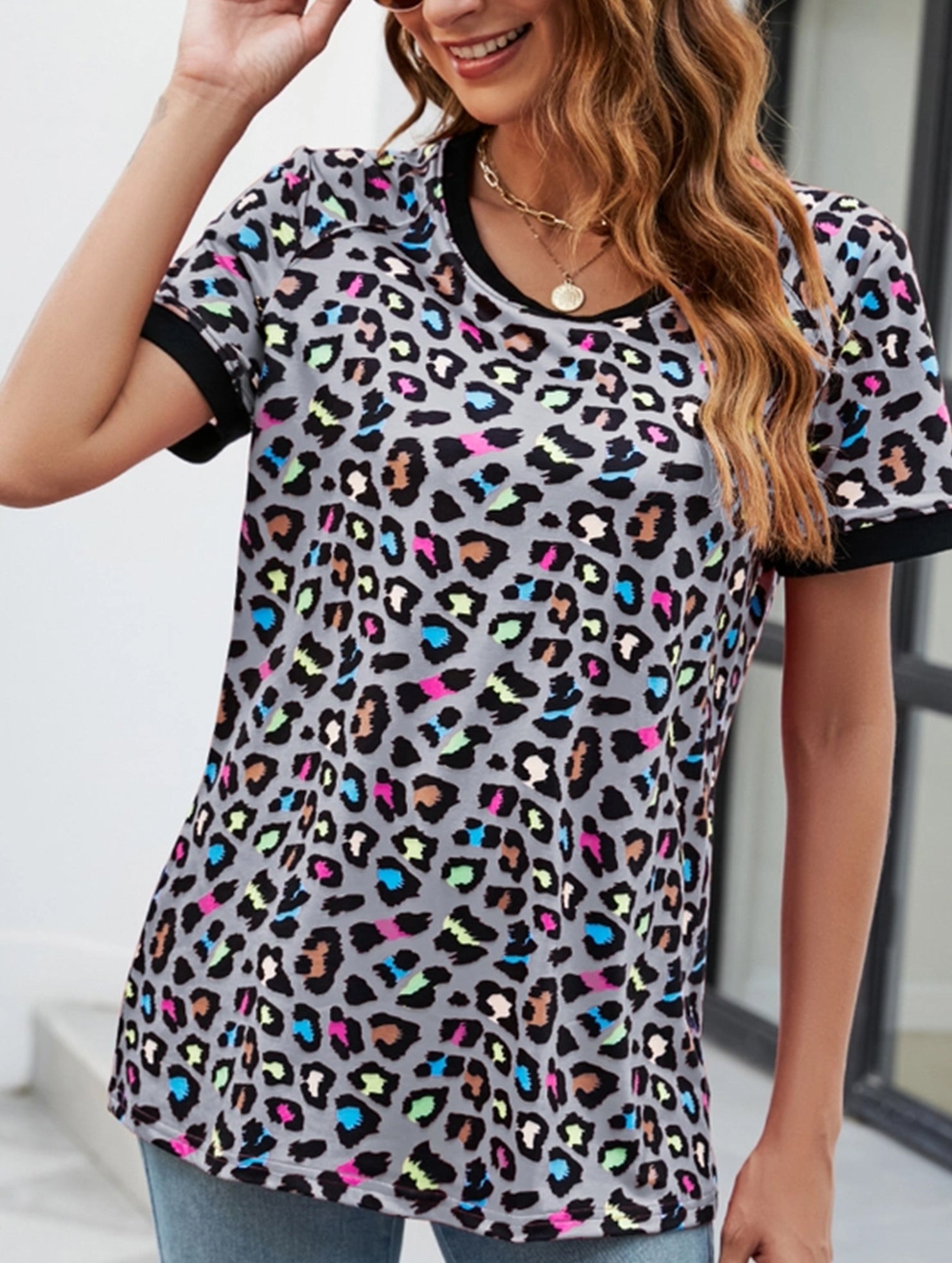 Round Neck Pullover Slightly Loose Casual Top ??Lightweight Daily Essential for Women