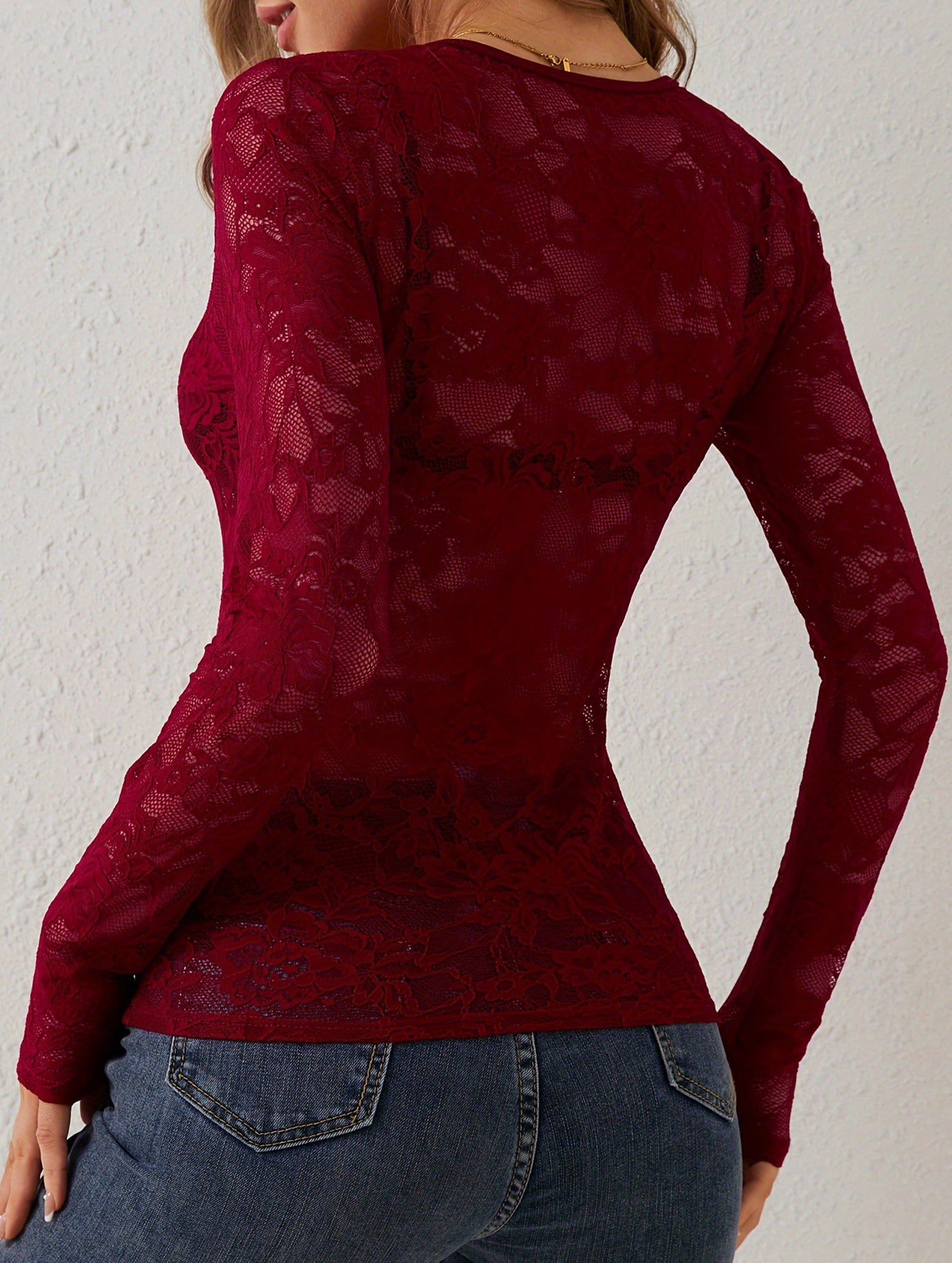 Floral Lace Long Sleeve Slim Fit Base Top_CWTTL01107