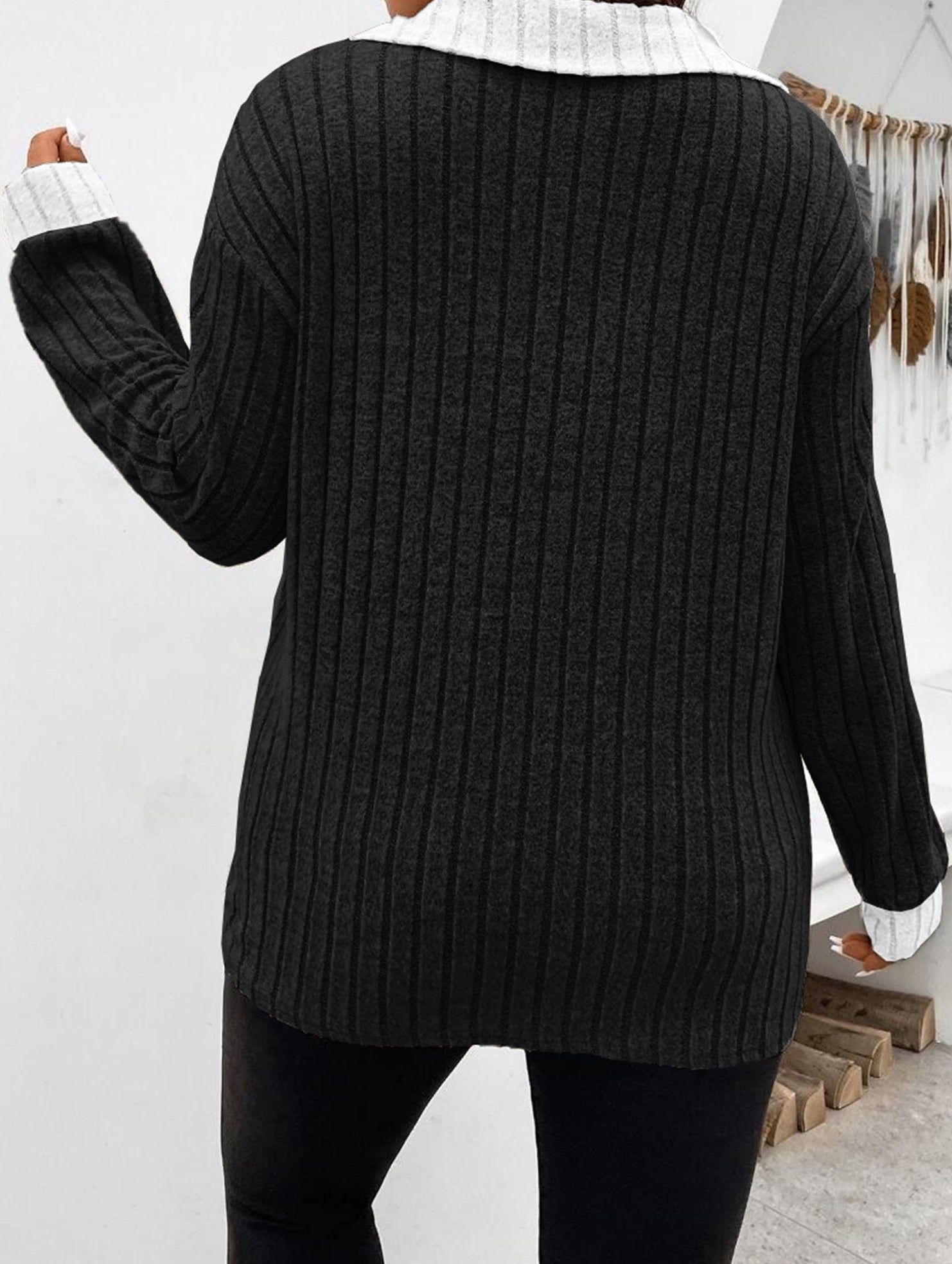 Plus Size Ribbed V-Neck Long Sleeve T-Shirt_CWTTL01112
