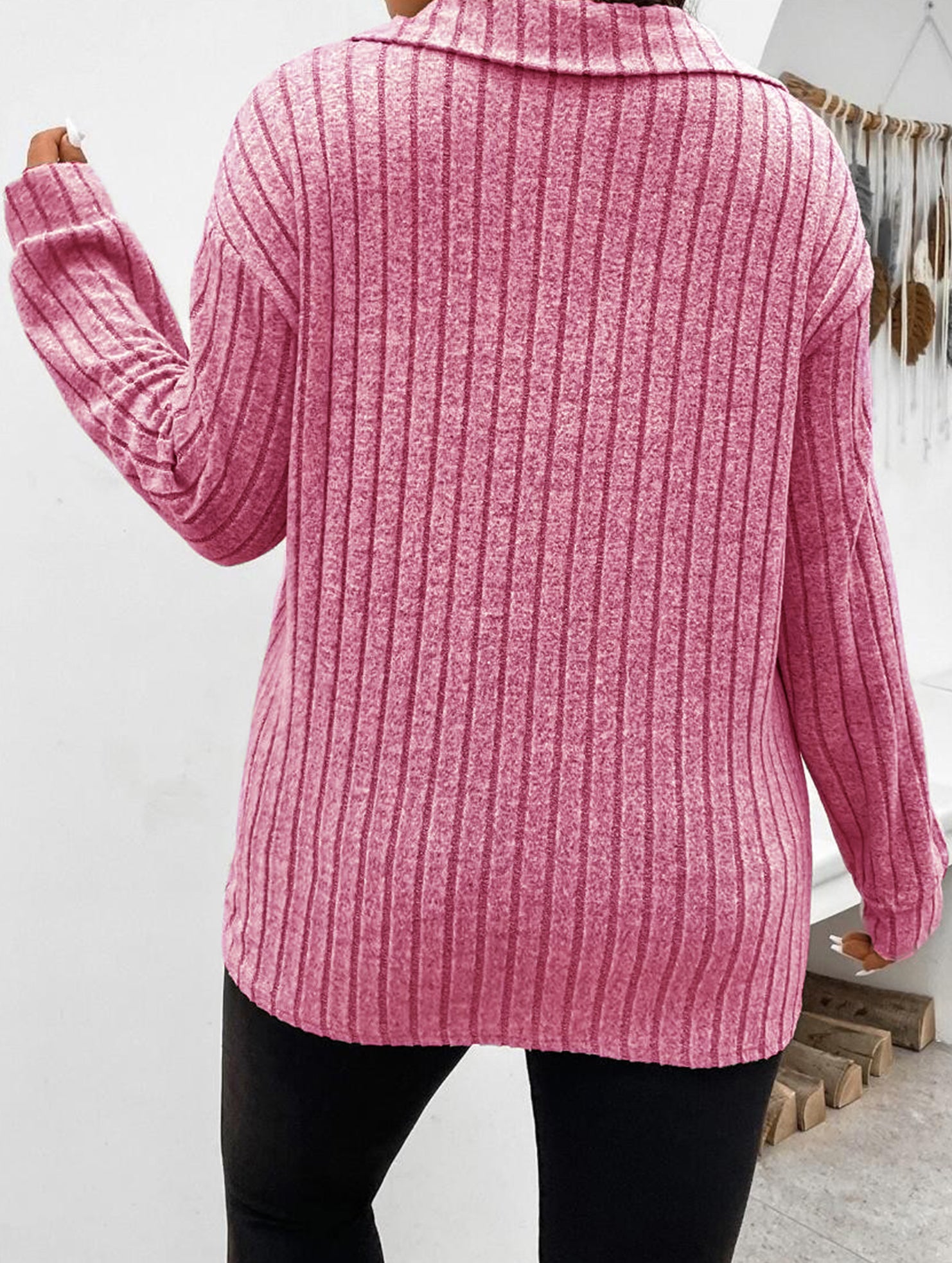 Plus Size Ribbed V-Neck Long Sleeve T-Shirt_CWTTL01112