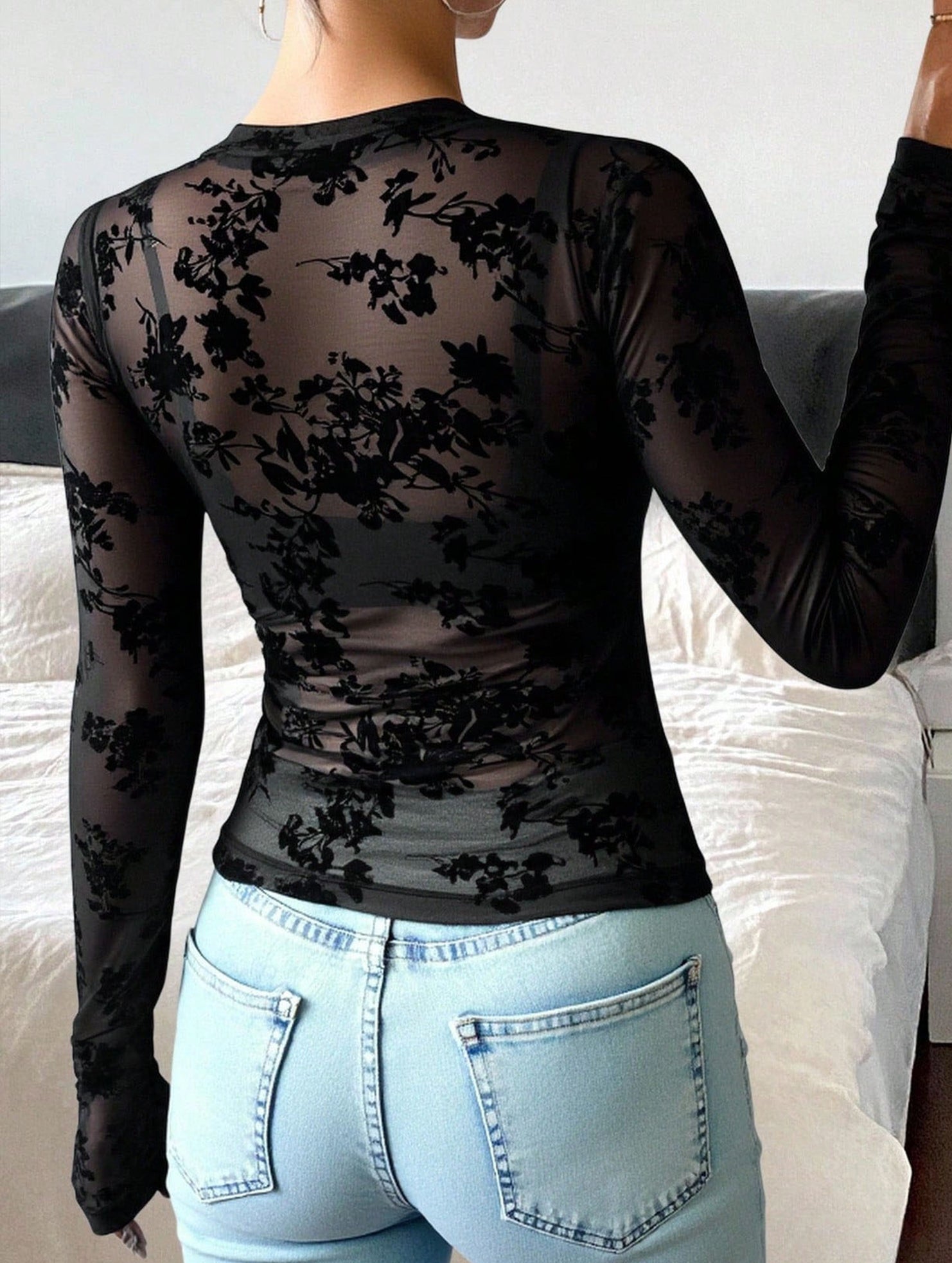 Printed Sheer Lace Long Sleeve Slim T Shirt_CWTTL01143