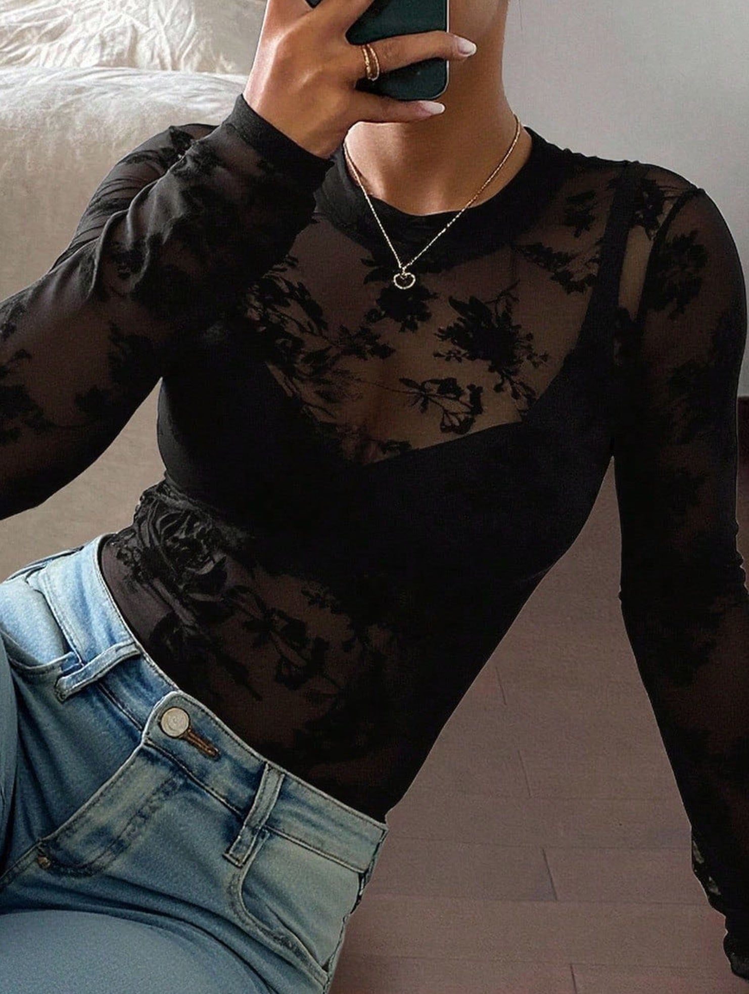 Printed Sheer Lace Long Sleeve Slim T Shirt_CWTTL01143