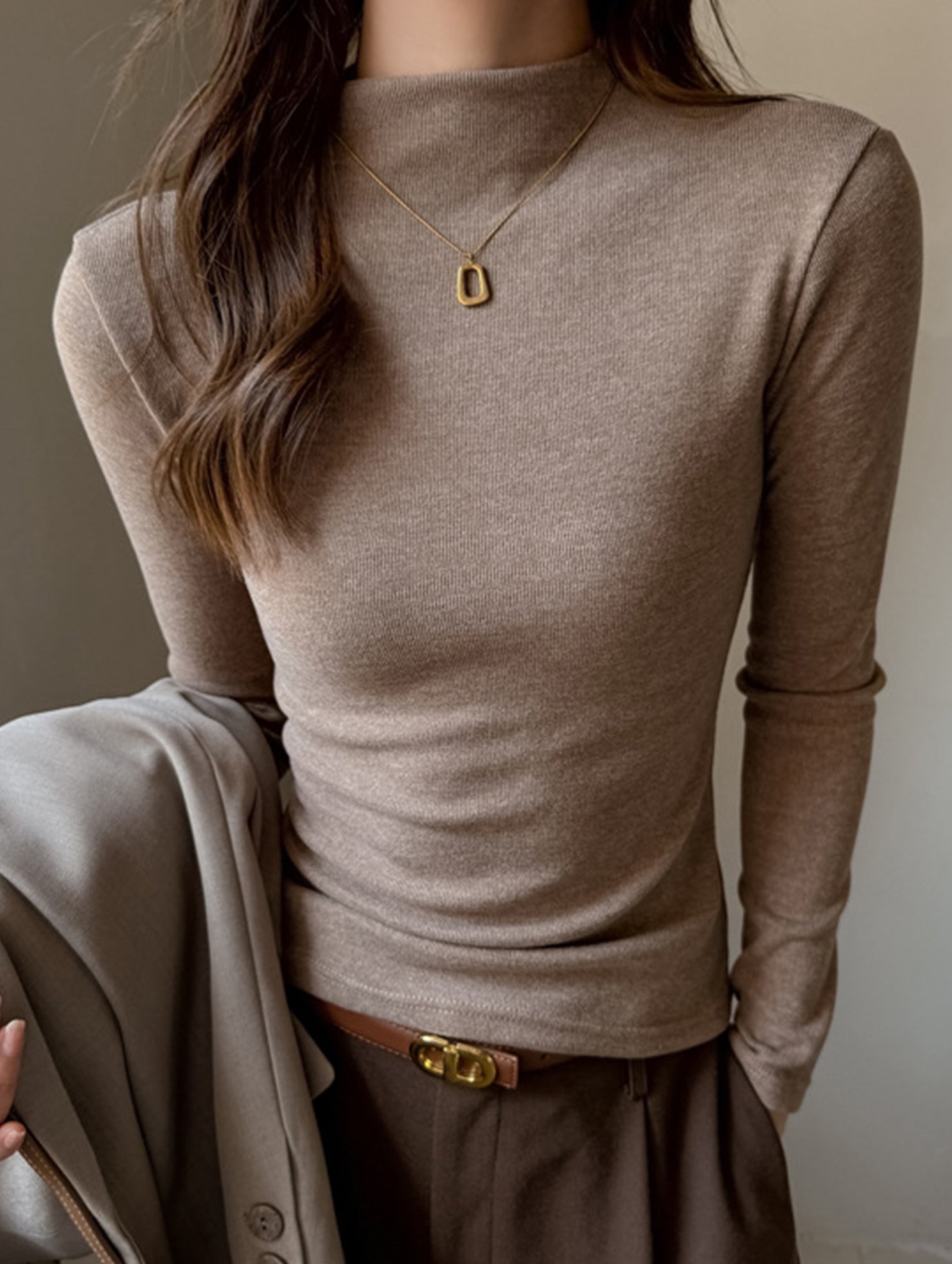 Mock Neck Faux Cashmere Slim Top_CWTTL01194