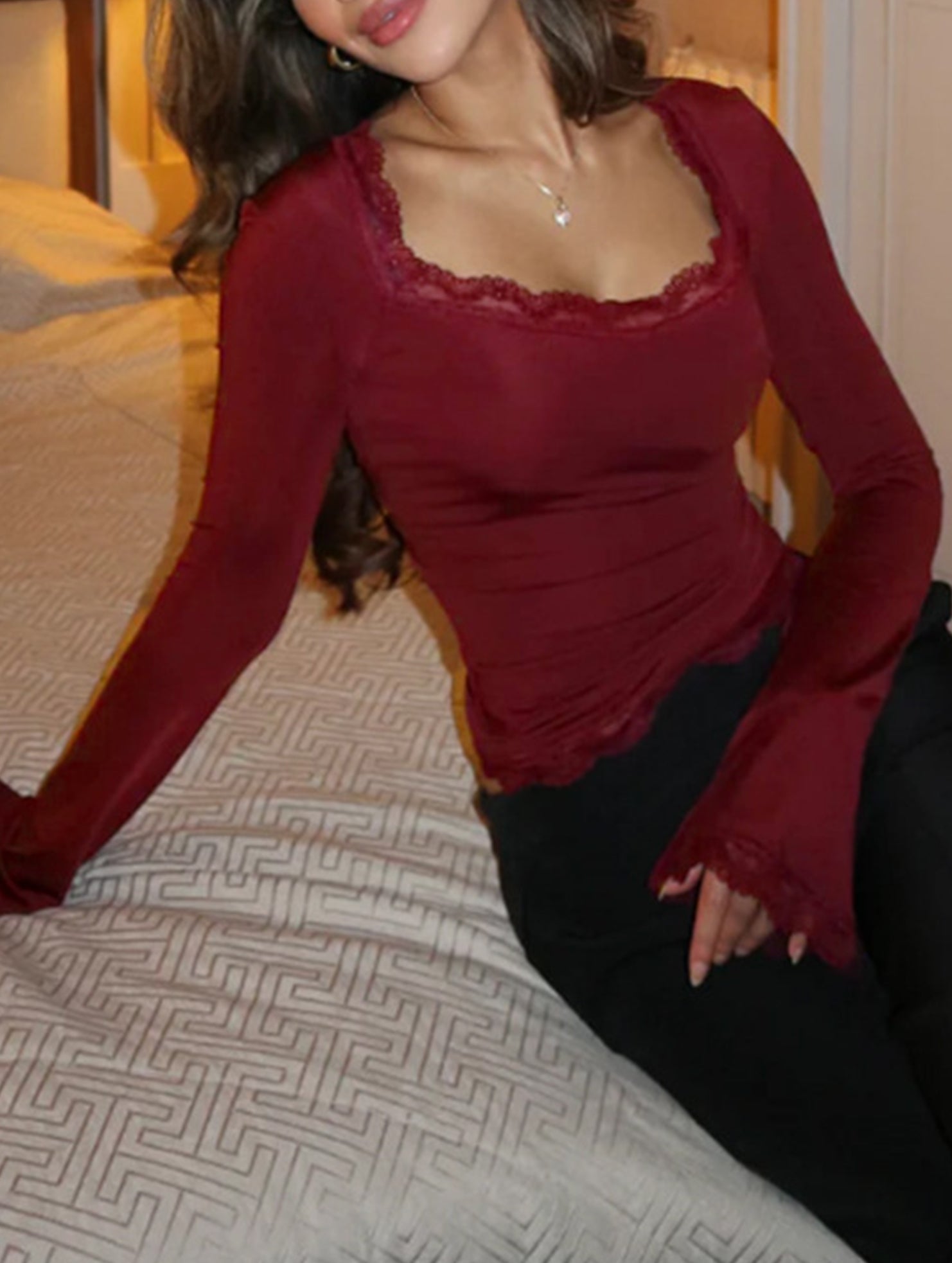 Lace Trim Long Sleeve Slim Top