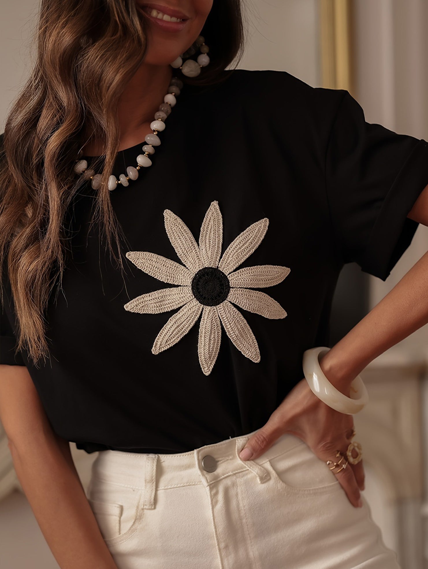 Embroidery Ruched Short Sleeve Tee