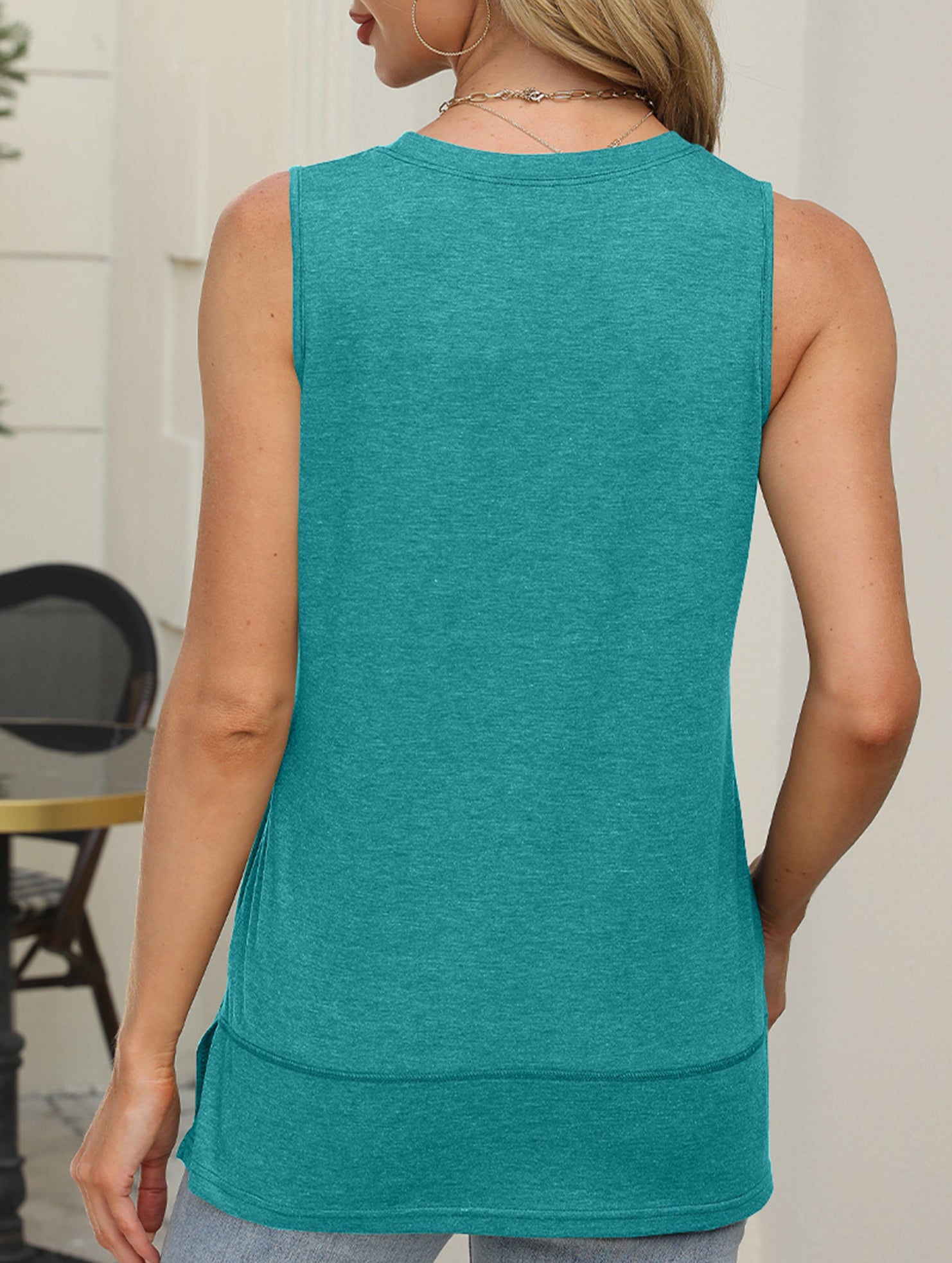 Sleeveless Crewneck Slit Top