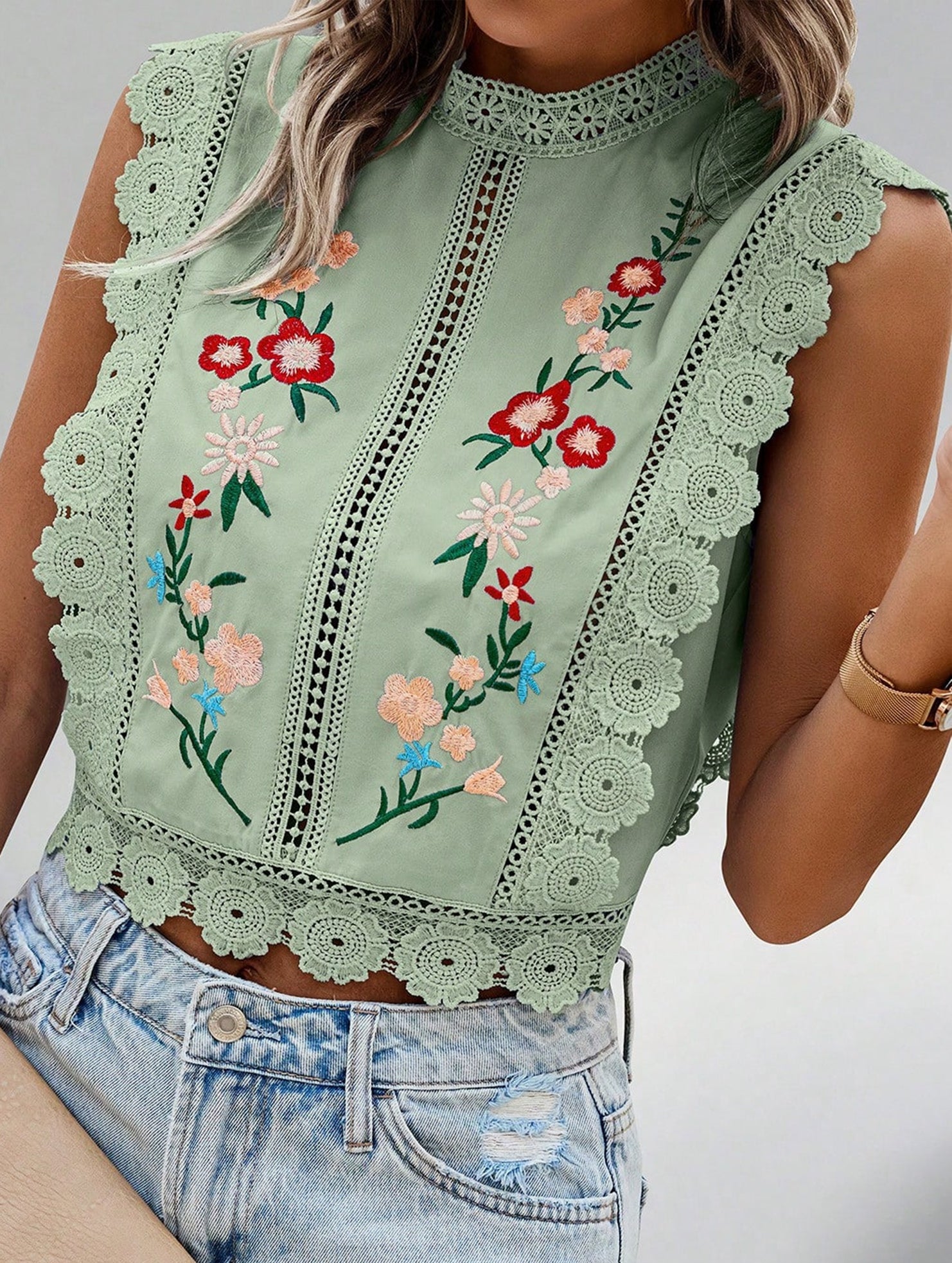 Lace Embroidery Sleeveless Blouse