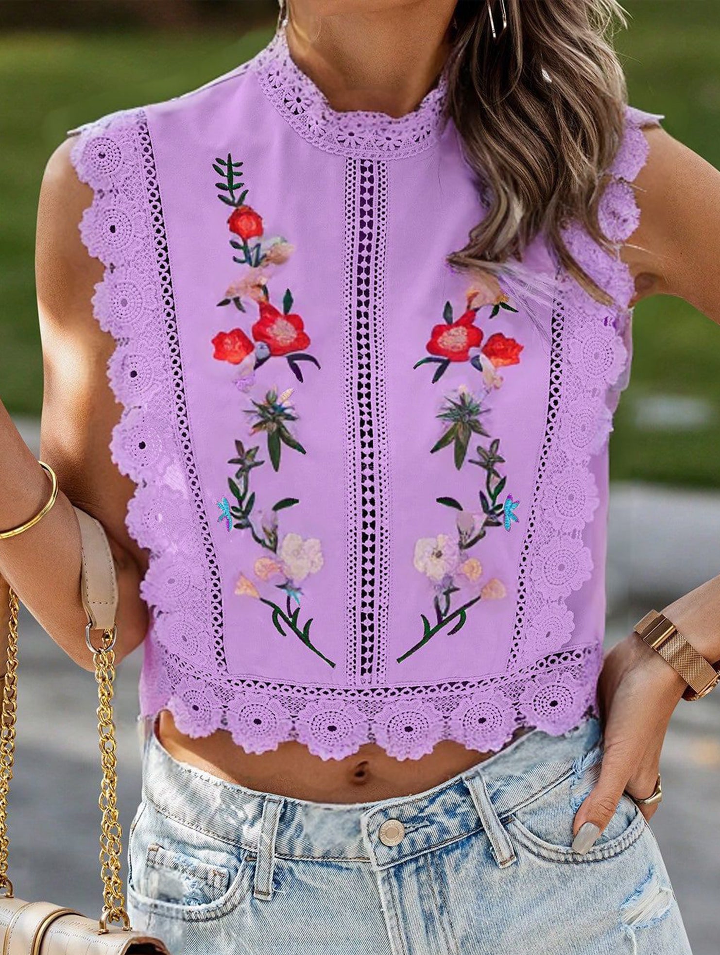 Lace Embroidery Sleeveless Blouse