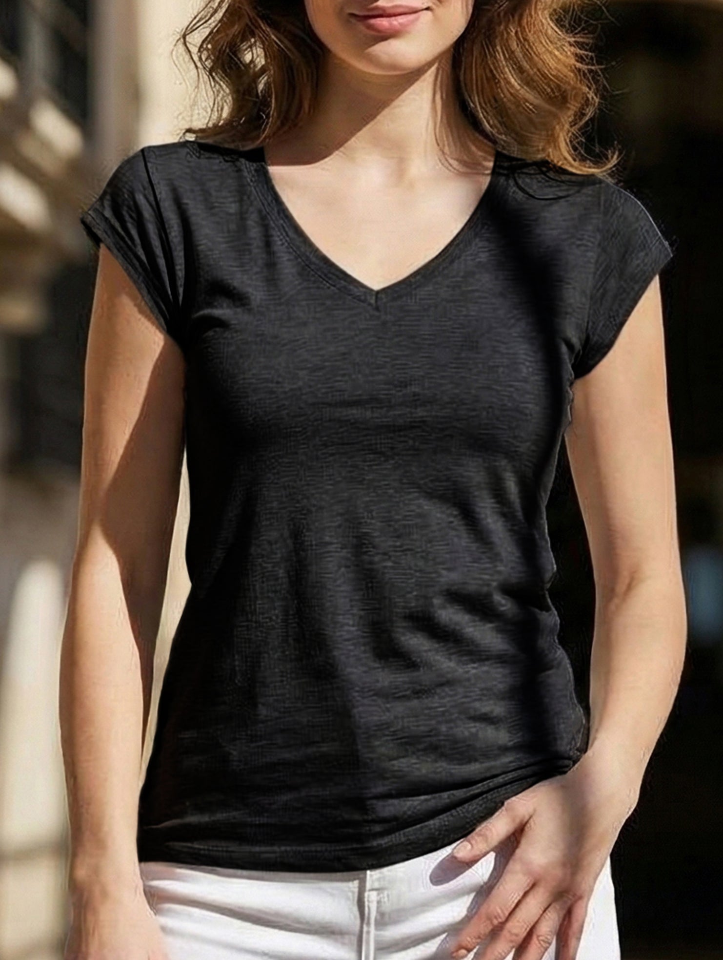 Simple solid color V-neck loose fit women's T-shirt
