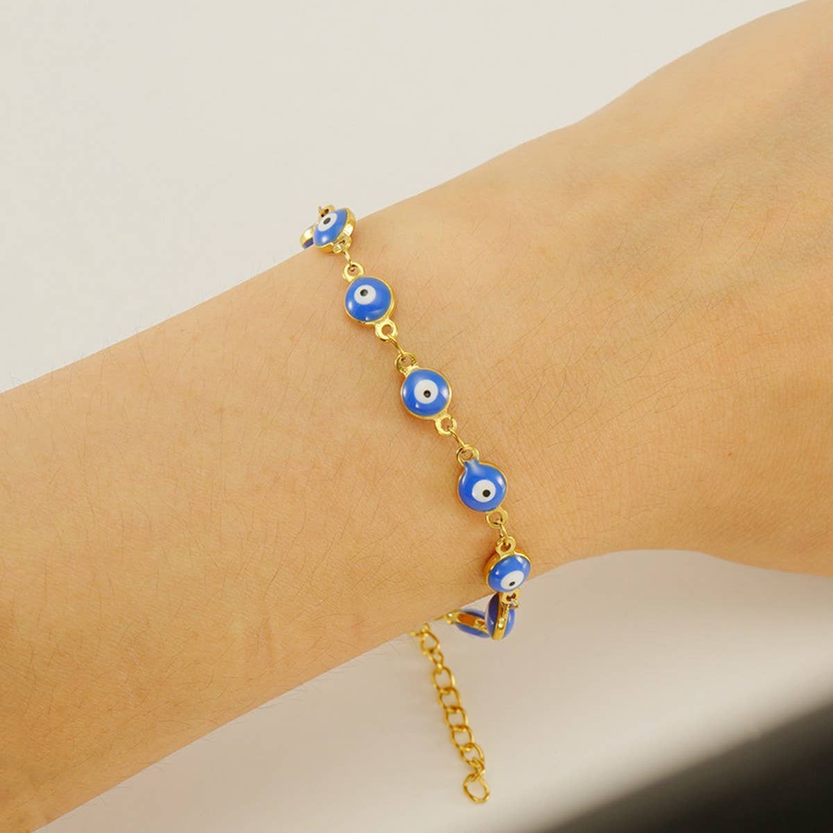 Cwaje1958_Fashion Titanium Steel Round Eye Bracelet