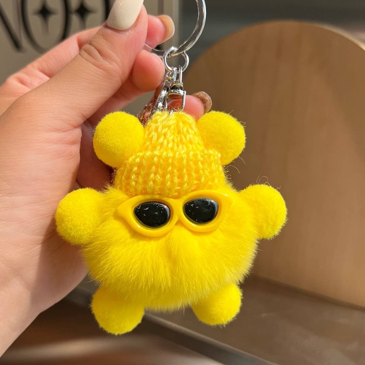 CUTE RABBIT FUR BRIQUETTES CAR KEYCHAIN PENDANT_CWMM2480