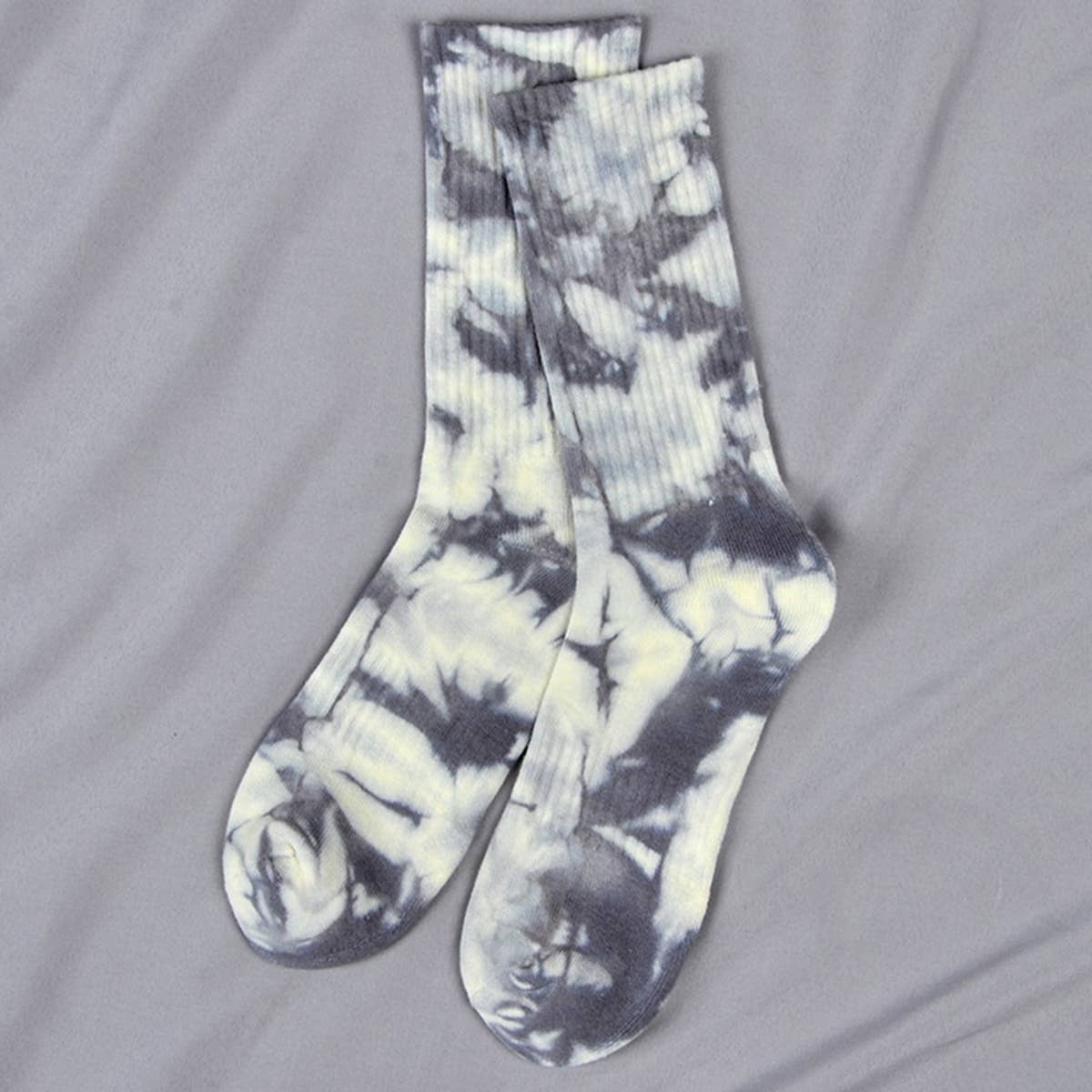 Tie-Dyed Street Skateboard Socks_Cwms0252