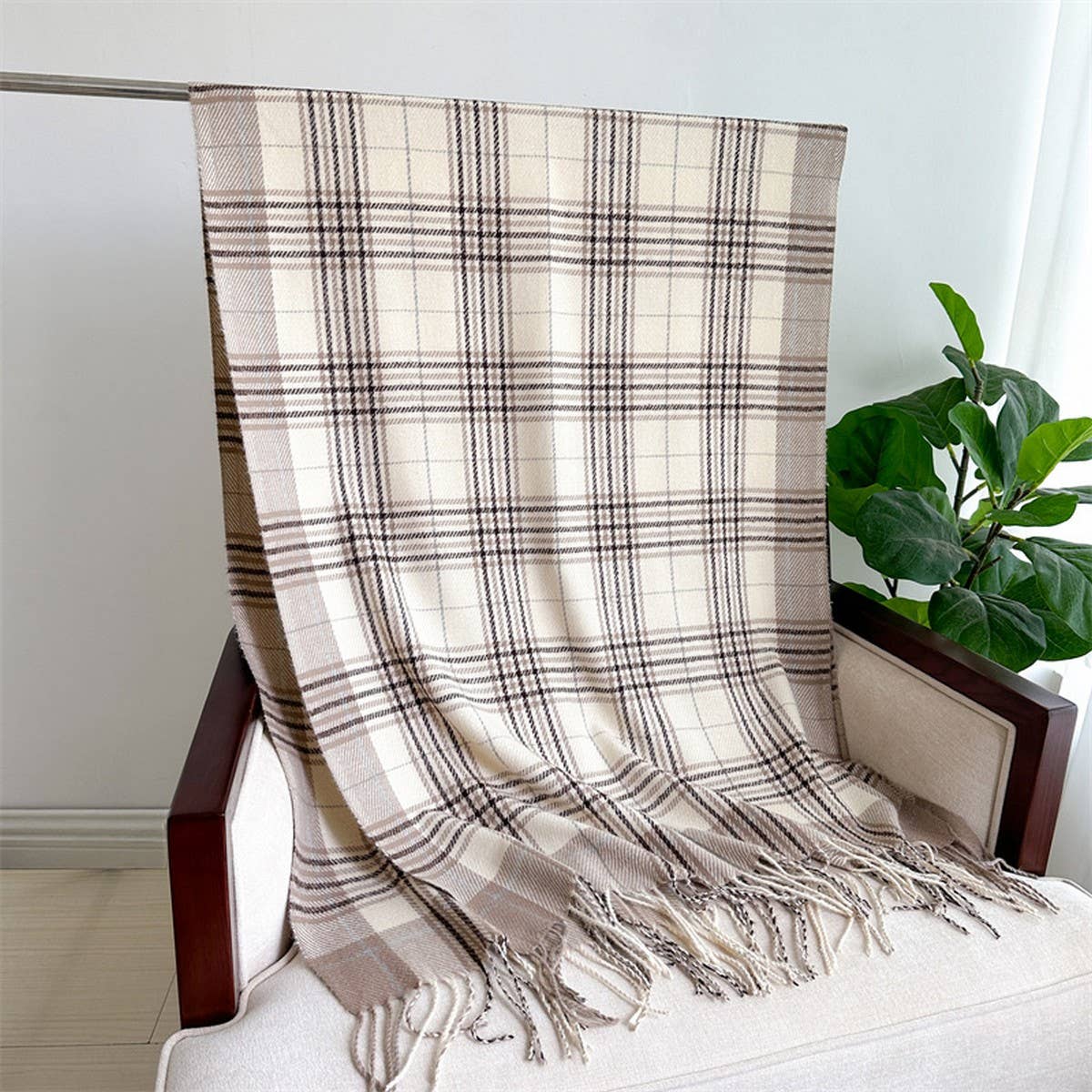 COZY PLAID TASSEL SCARF FALL WINTER WRAP FOR WOMEN_CWASC0977