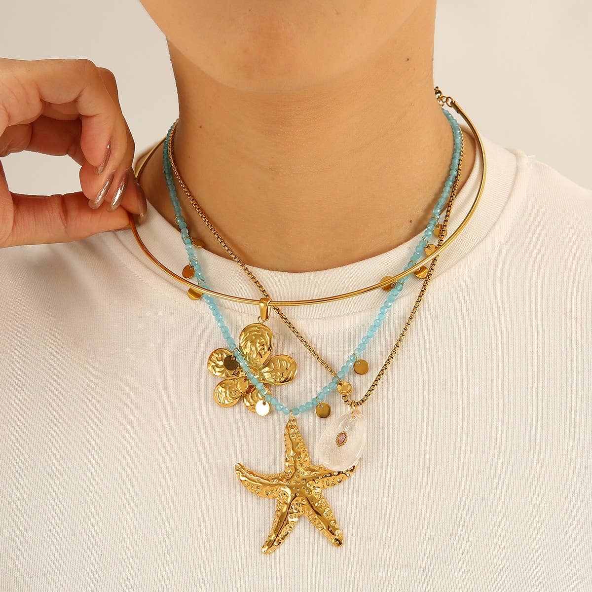 OCEAN STYLE FLOWER NECKLACE WITH STARFISH CHARM_CWMM8825