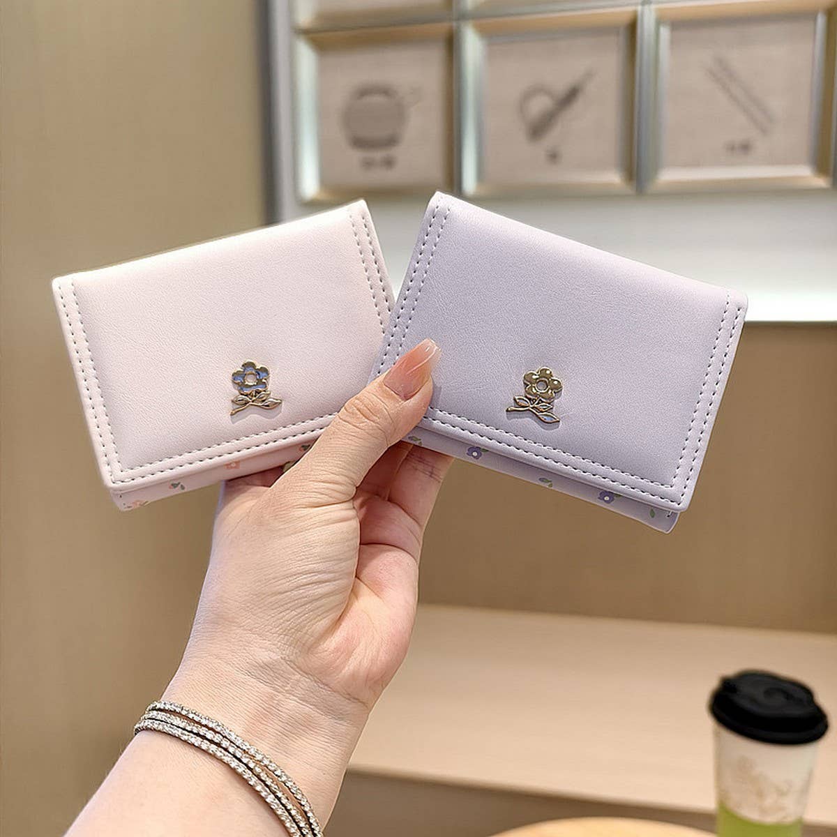 Trendy Printed Mini Trifold Wallet For Students_Cwab06229