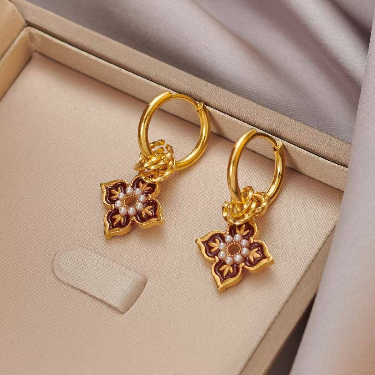 Cwaje4881_Niche Retro High-End Luxury Earrings
