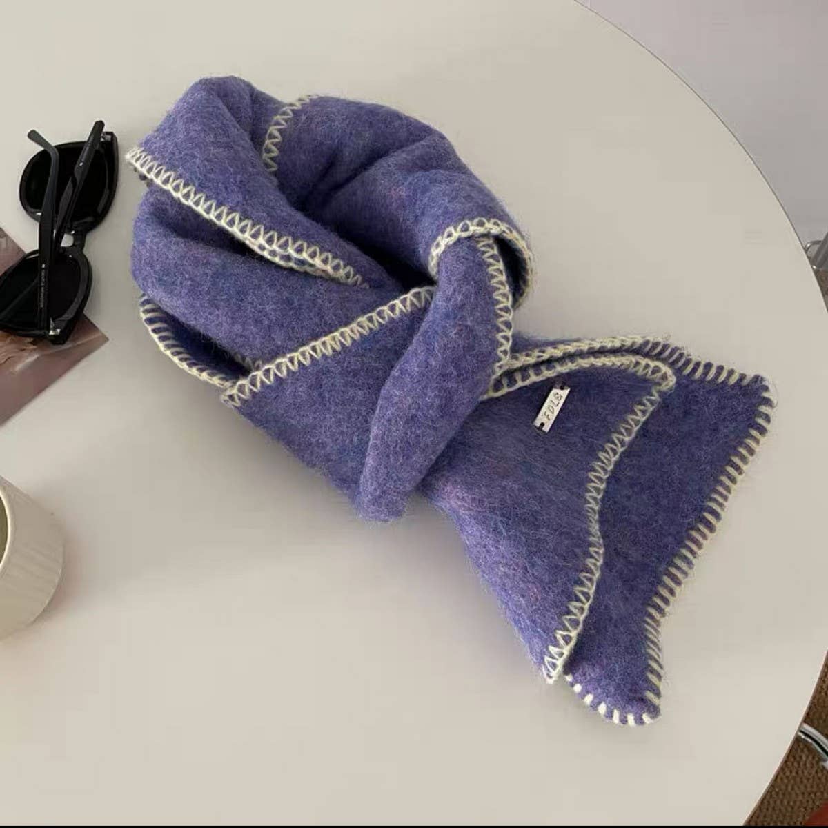 Chic Colorblock Trim Scarf ? Cozy & Soft_Cwasc03145