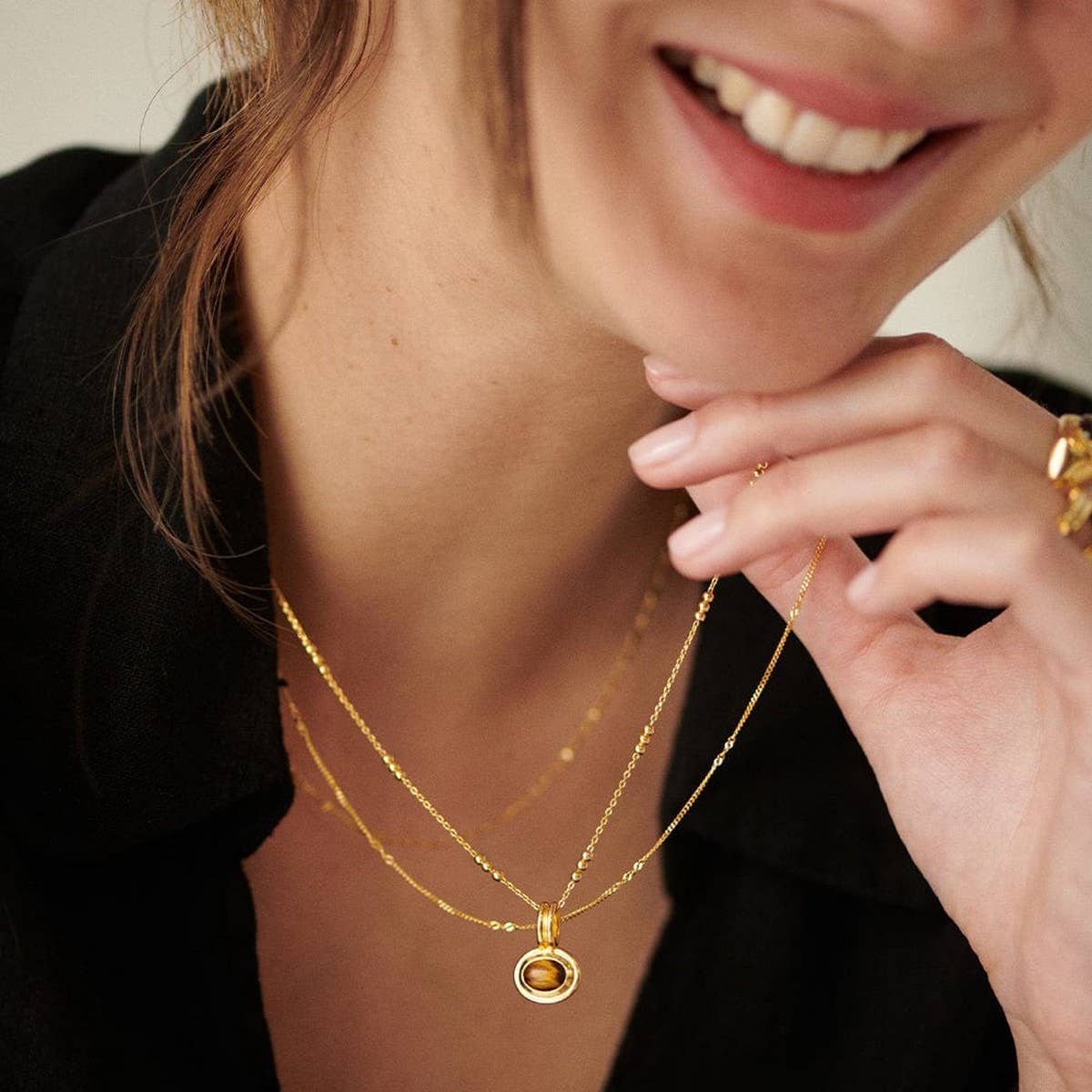 STAINLESS STEEL MULTI LAYERED GEMSTONE NECKLACE_CWMM5733