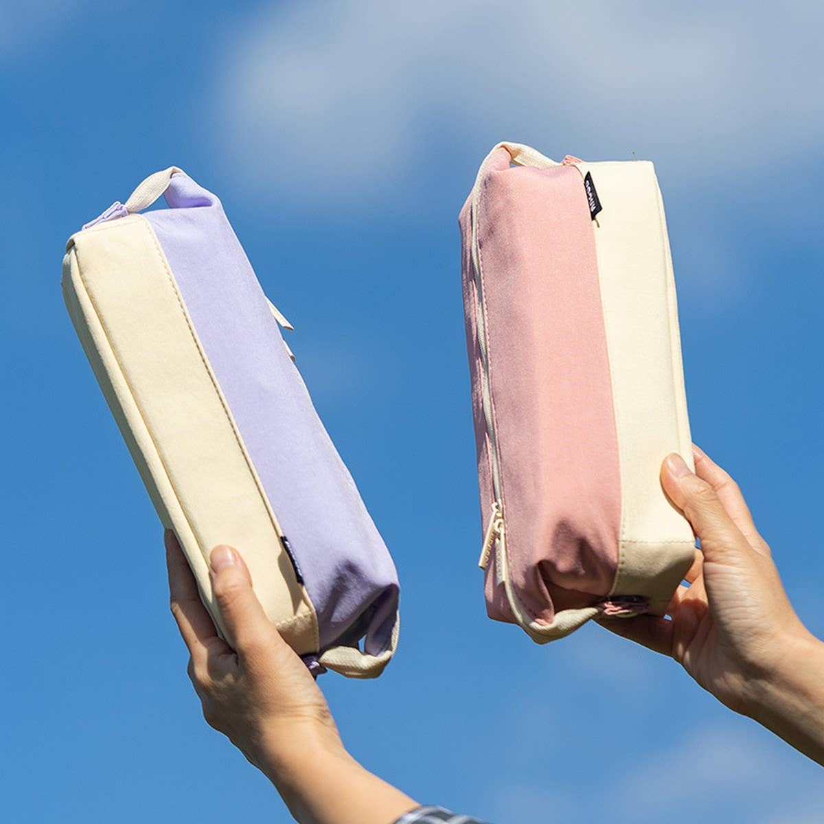 COLORBLOCK LARGE CAPACITY FOLDABLE PENCIL CASE_CWMM1980