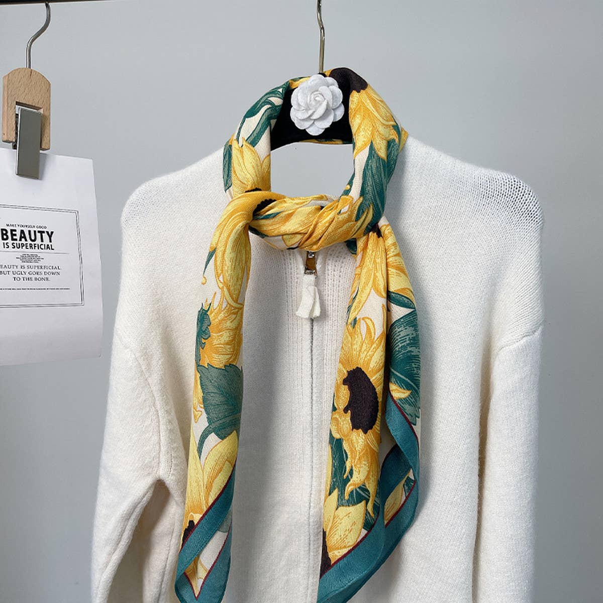 90CM SUNFLOWER FAUX WOOL VELVET SCARF SHAWL_CWASC0907