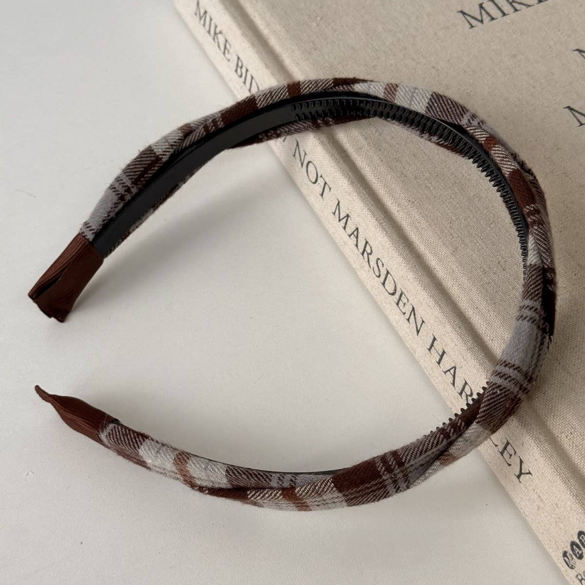 Plaid Buckle Headband College Autumn Style_Cwaha08166