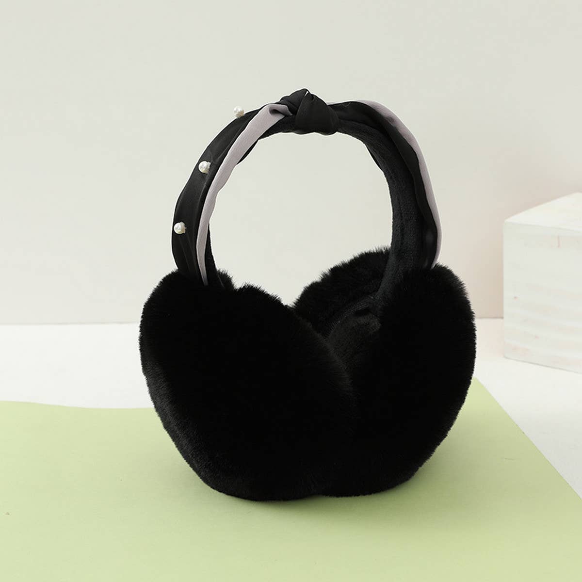 CUTE WARM FOLDABLE PORTABLE EARMUFFS_CWMM1437