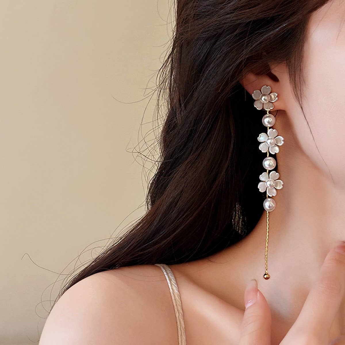 FRENCH RETRO PEARL FLOWER LONG TASSEL EARRINGS_CWAJE2326