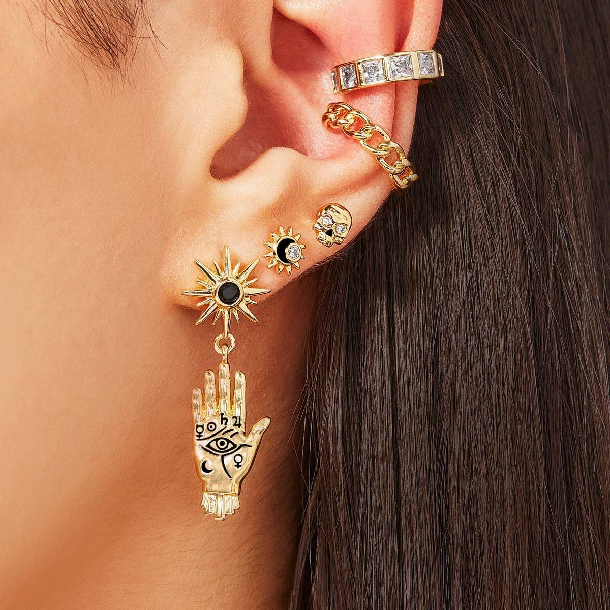 CREATIVE STAINLESS STEEL PALM TOTEM NECKLACE_CWMM5696