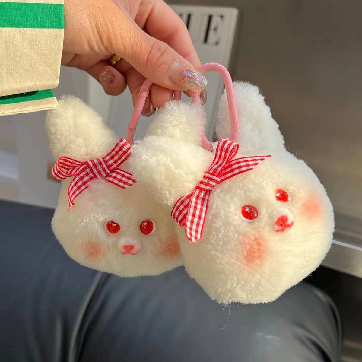 CUTE WOOL BUNNY CAR KEYCHAIN PENDANT ACCESSORIES_CWMM2601