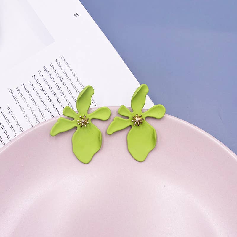 S925 Silver Needle Avocado Colored Stud Earrings