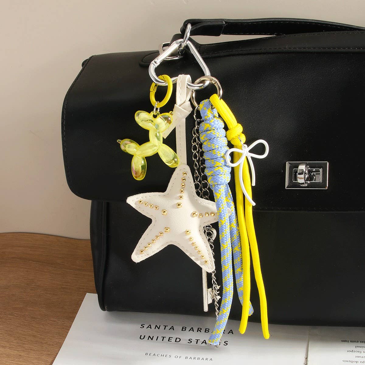 STARFISH BALLOON DOG KEYCHAIN WITH TASSEL_CWMM7567