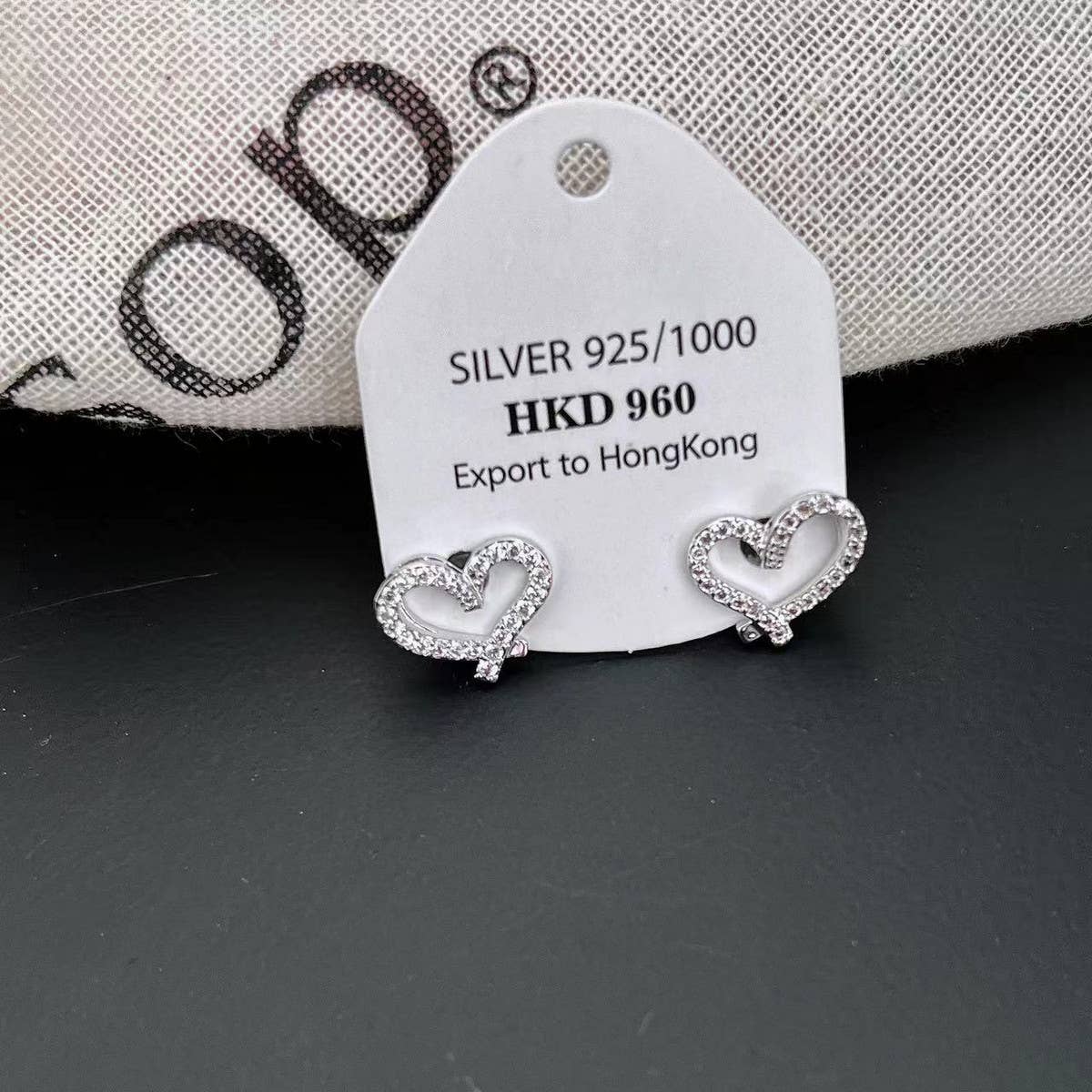 SIMPLE AND CARING EARRINGS_CWAJE1299