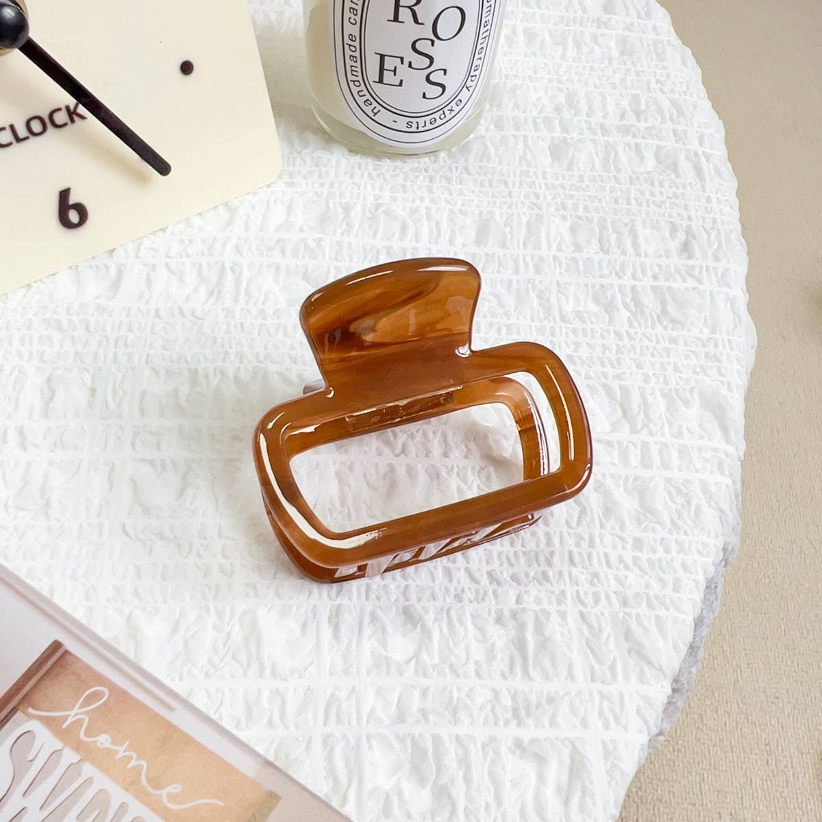 HEART ACETATE HAIR CLAW MINIMALIST CHIC CLIP_CWAHA1596