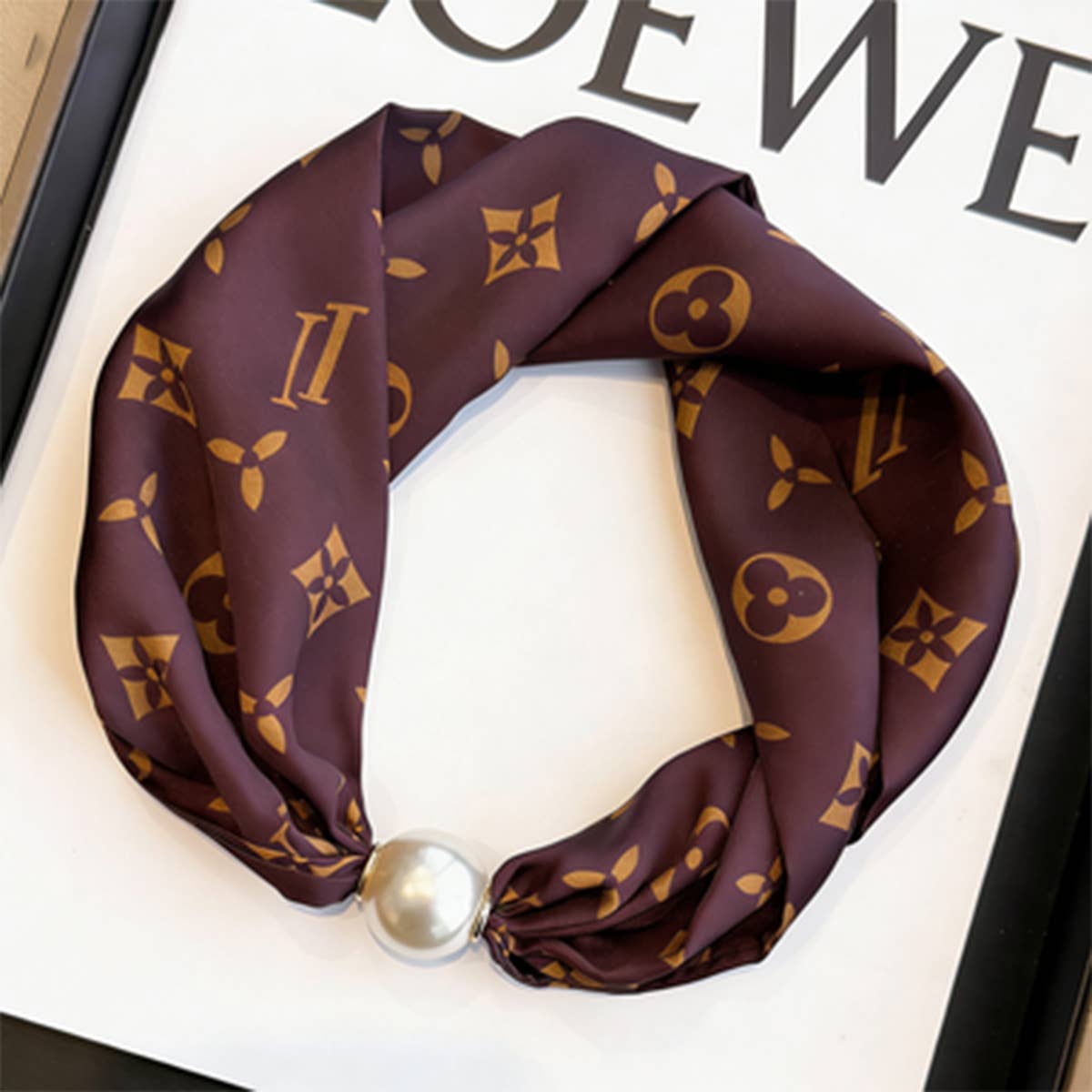 Pearl Magnetic Skinny Silk Neck Scarf_Cwasc03934