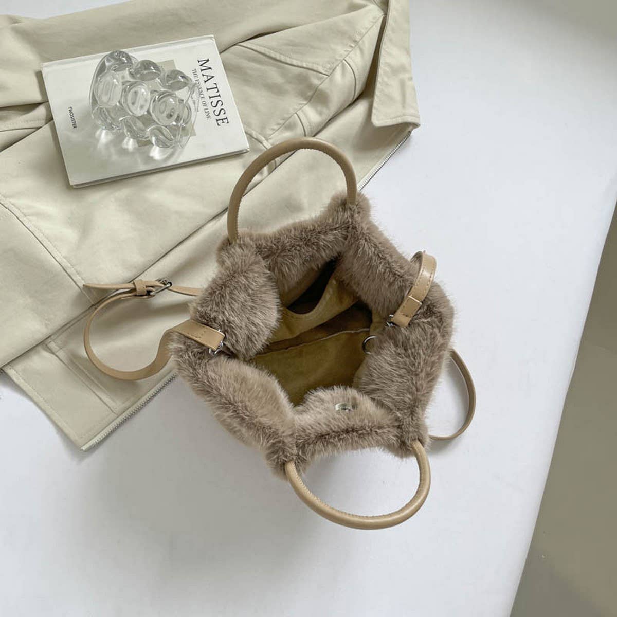 Soft Fur Bucket Bag ? Cute Crossbody Purse_Cuab00393